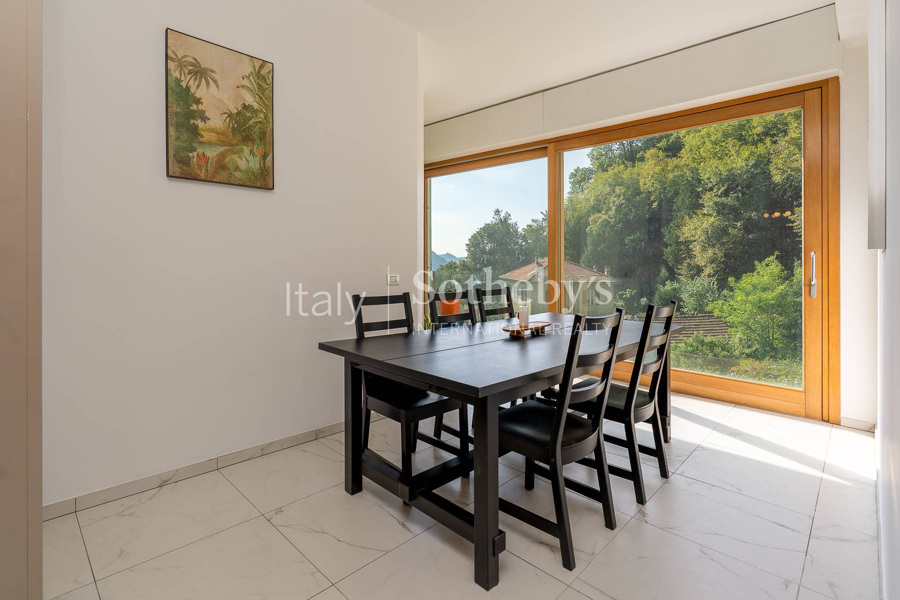  Contemporary Apartment with Breathtaking Lake View - 物件實景