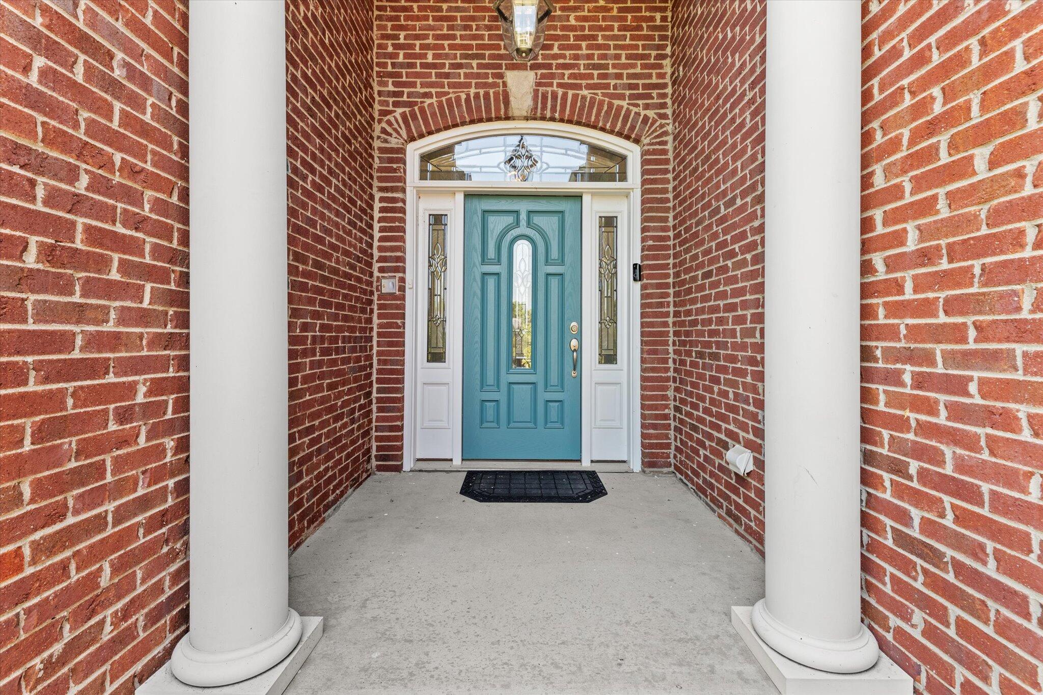 Georgetown, Kentucky, 40324, United States, 6 Bedrooms Bedrooms, ,4 BathroomsBathrooms,Residential,For Sale,1874410