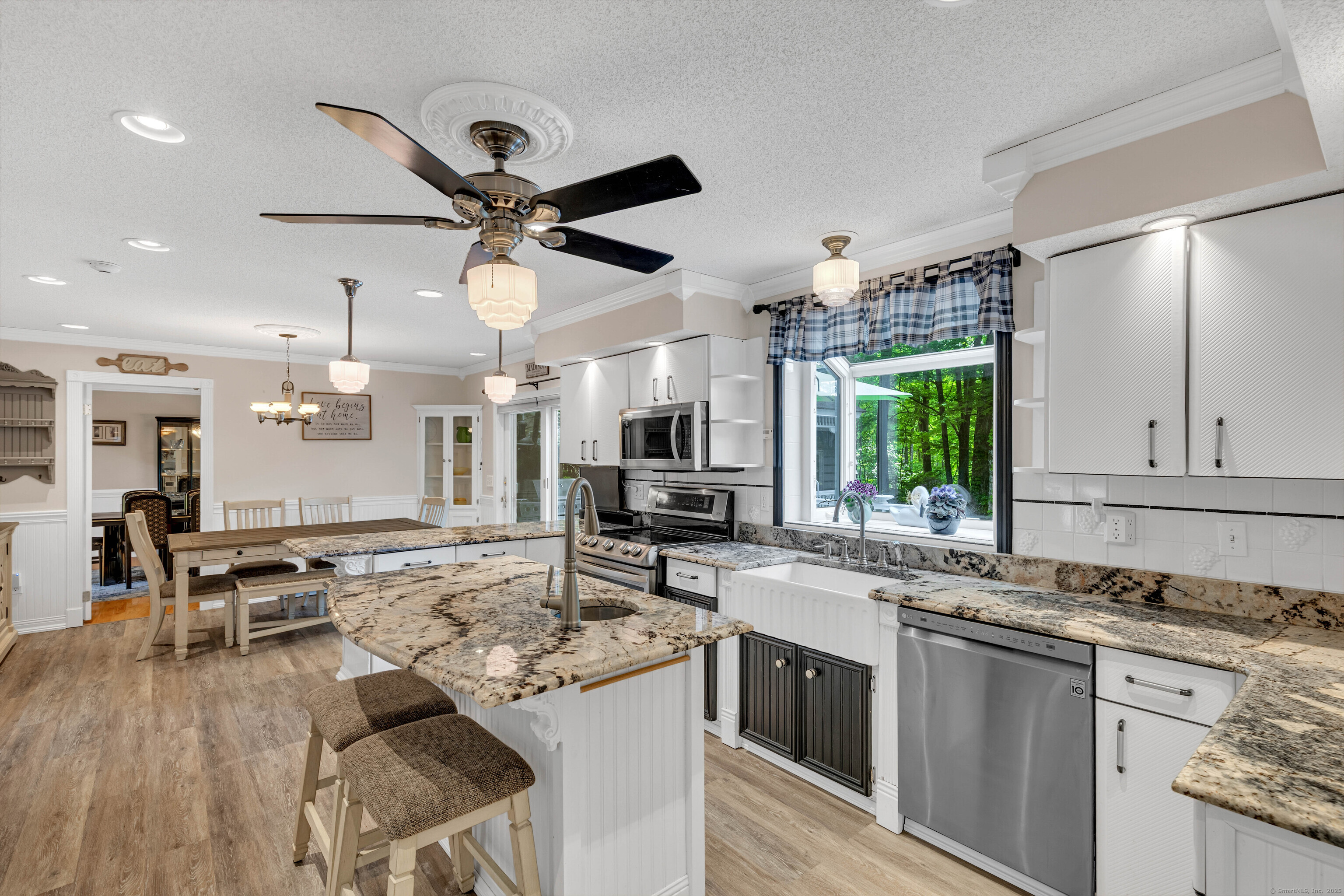 Madison, Connecticut, 06443, United States, 4 Bedrooms Bedrooms, ,3 BathroomsBathrooms,Residential,For Sale,1896835