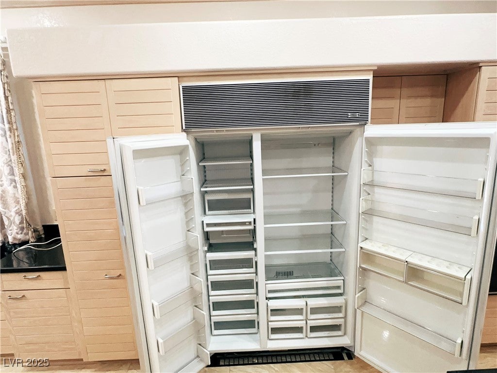 Las Vegas, Nevada, 89113, United States, 4 Bedrooms Bedrooms, ,3 BathroomsBathrooms,Residential,For Sale,1979003