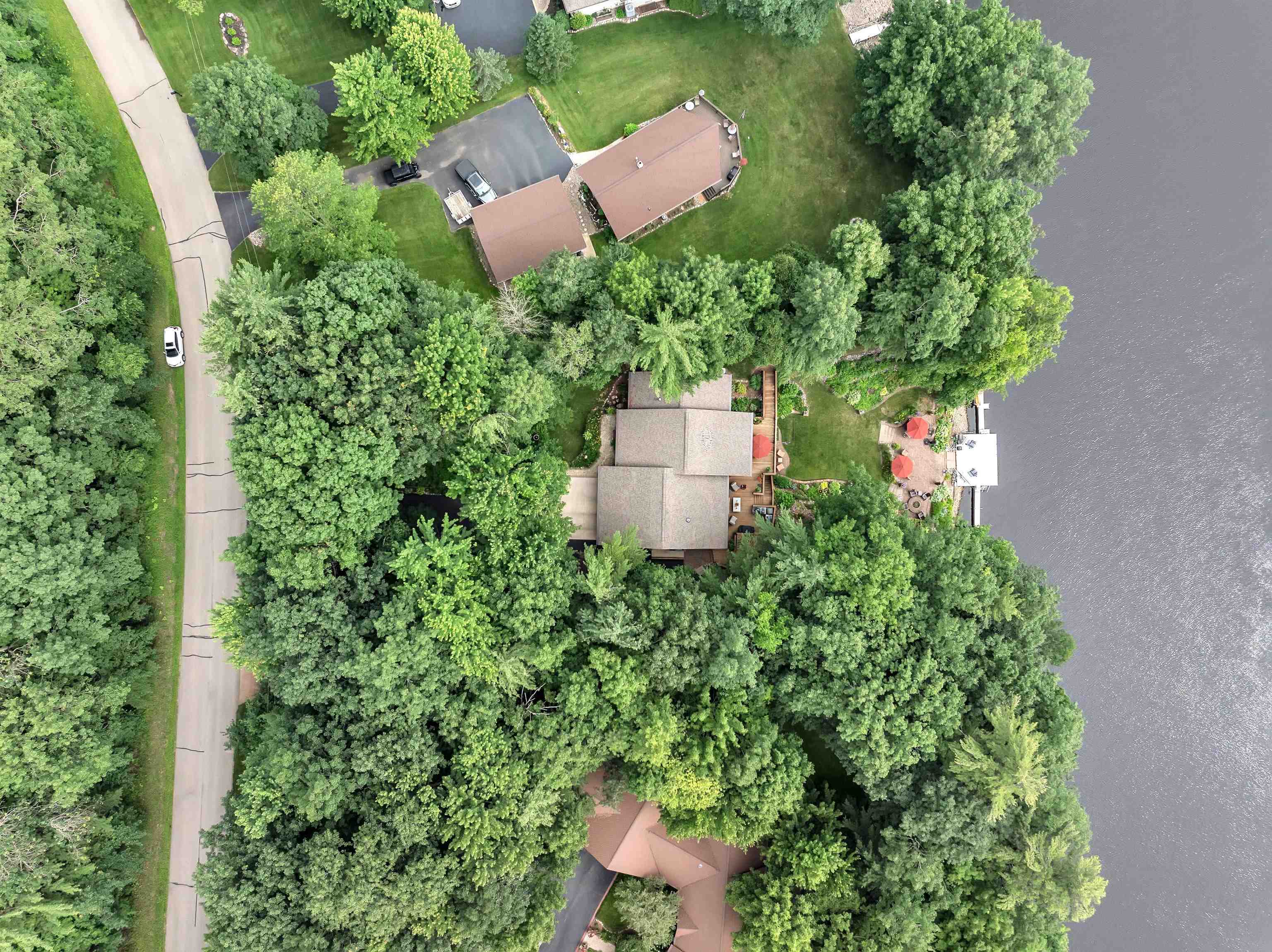 SHAWANO, Wisconsin, 54166, United States, 5 Bedrooms Bedrooms, ,3 BathroomsBathrooms,Residential,For Sale,1912460