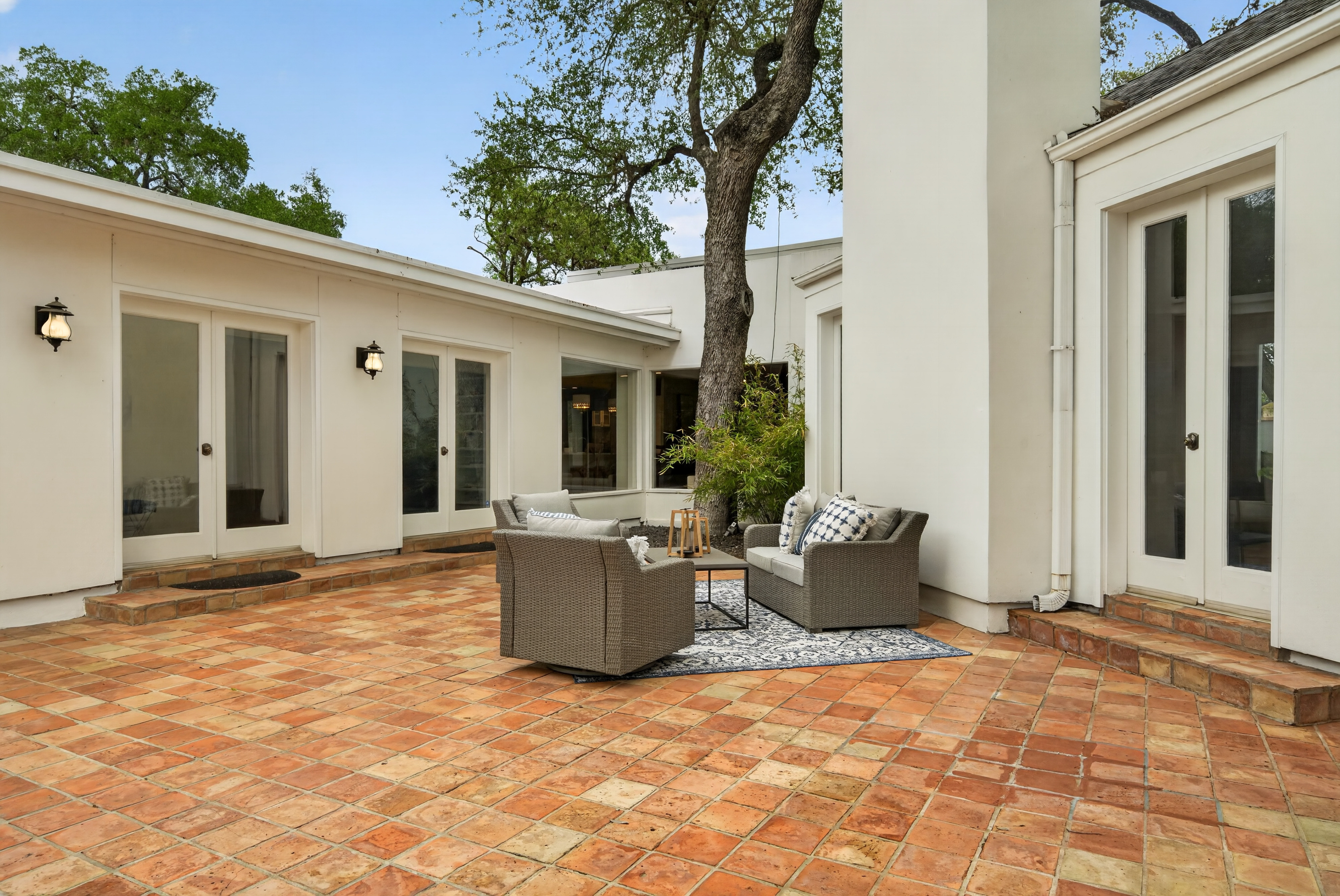  Experience Rare Privacy and Resort Style Living in Alamo Heights - 物件實景