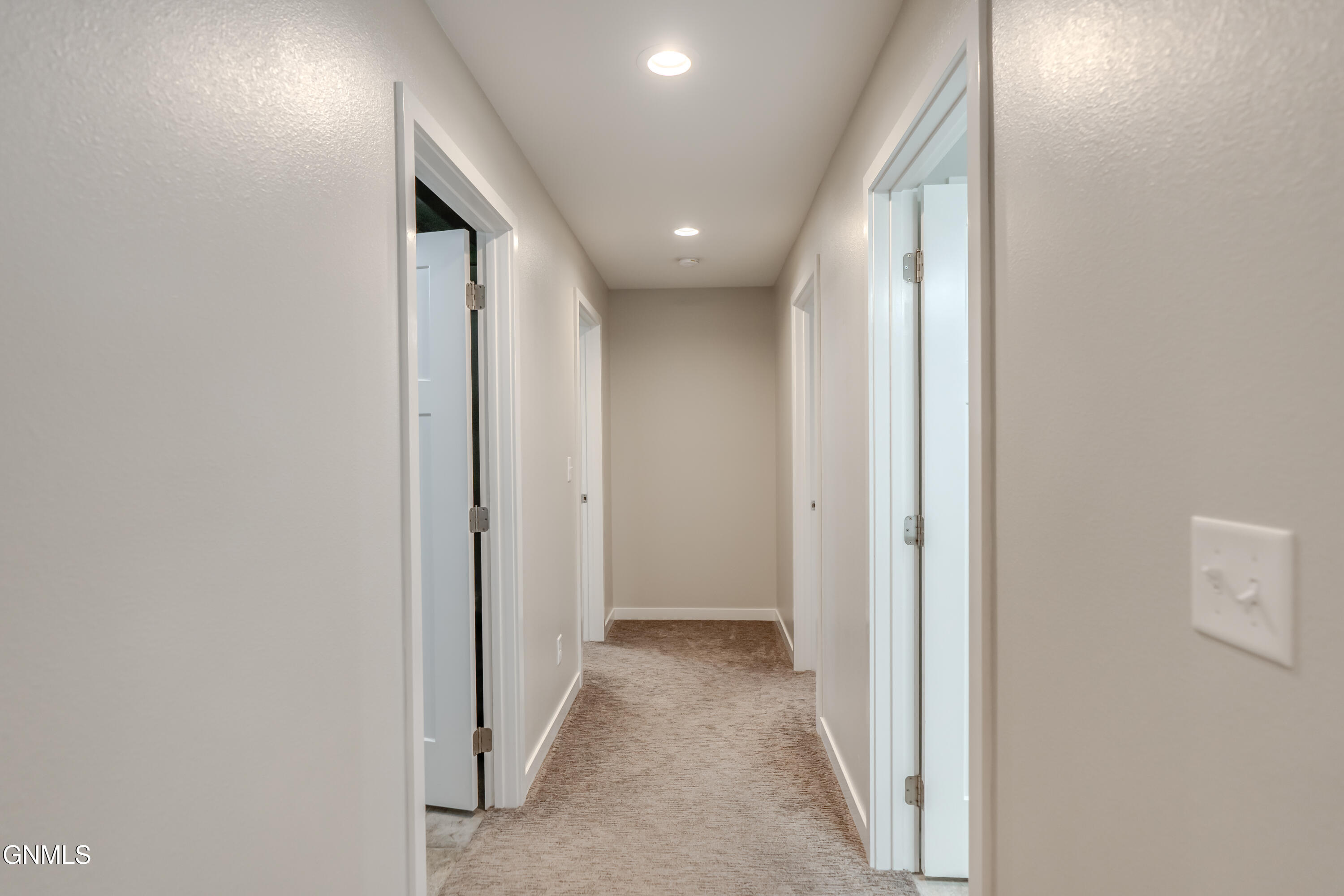 Bismarck, North Dakota, 58504, United States, 5 Bedrooms Bedrooms, ,2 BathroomsBathrooms,Residential,For Sale,1986096