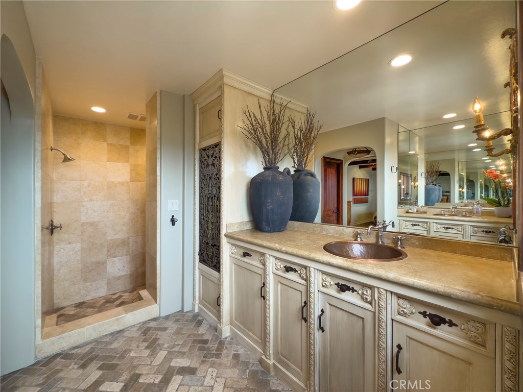 1330 Temple Hills Drive, Laguna Beach, California, 92651, United States, 4 Bedrooms Bedrooms, ,5 BathroomsBathrooms,Residential,For Sale,1330 Temple Hills Drive,1673731