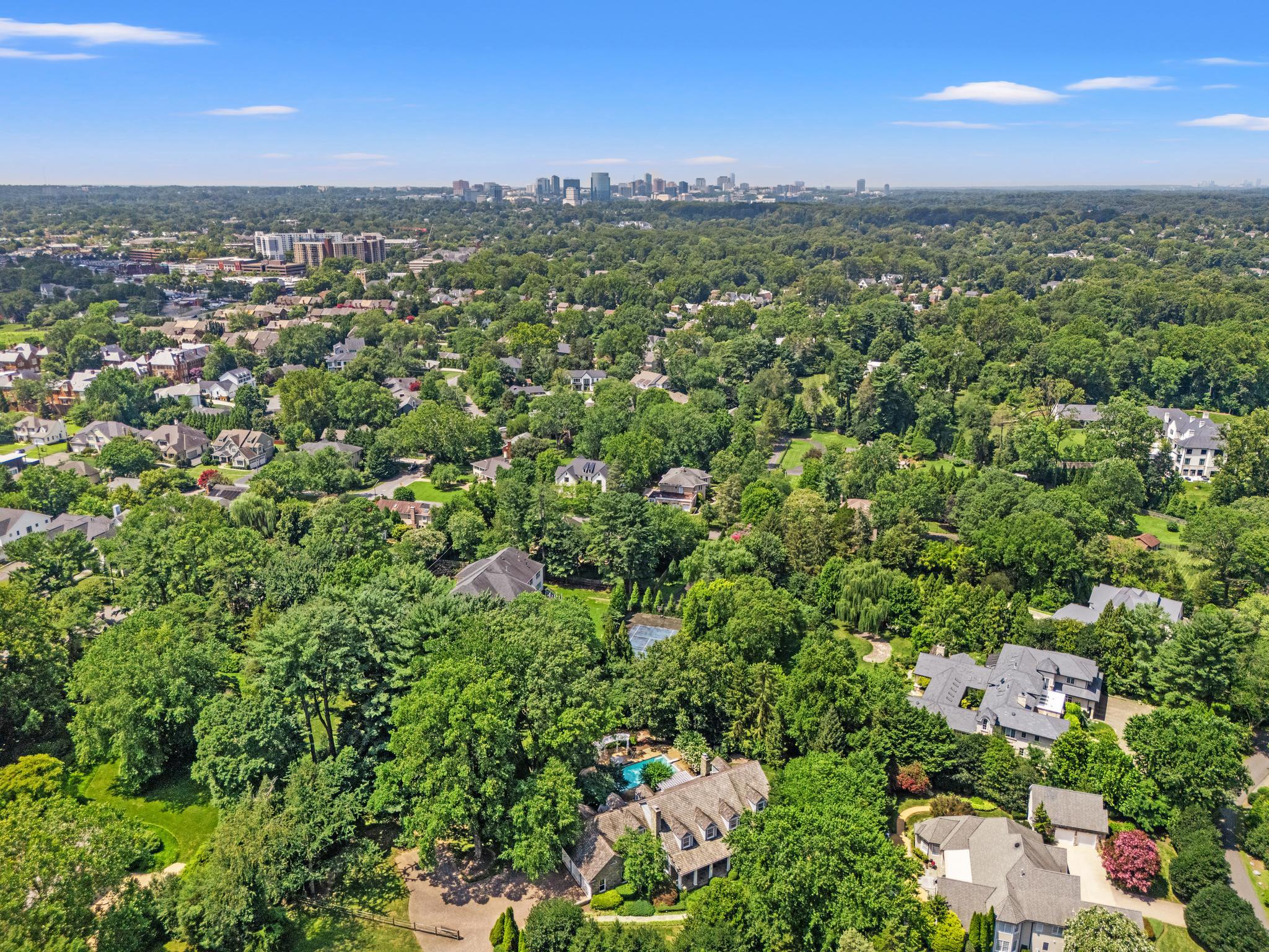  1110 Harvey Road, Mclean, VA, 22101 - 物件實景