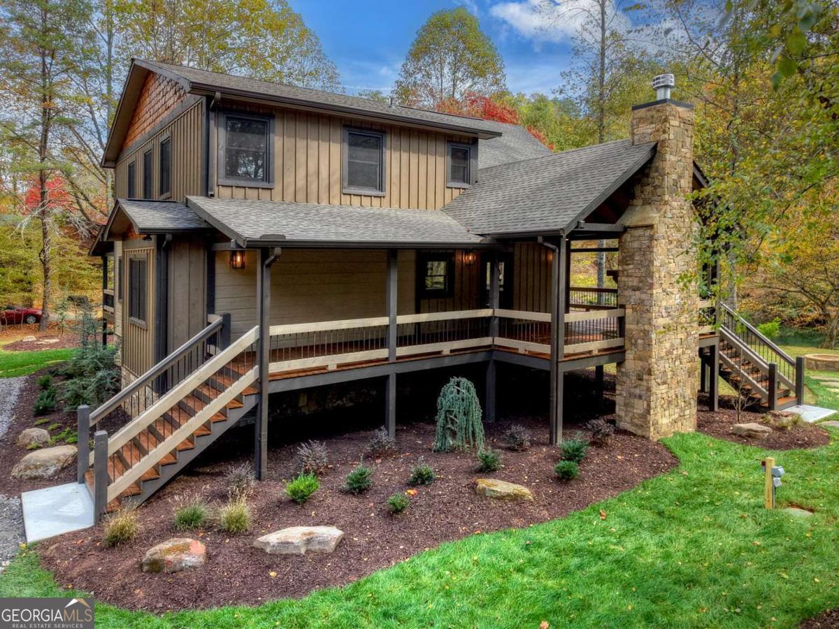 Mineral Bluff, Georgia, 30559, United States, 6 Bedrooms Bedrooms, ,3 BathroomsBathrooms,Residential,For Sale,1989738