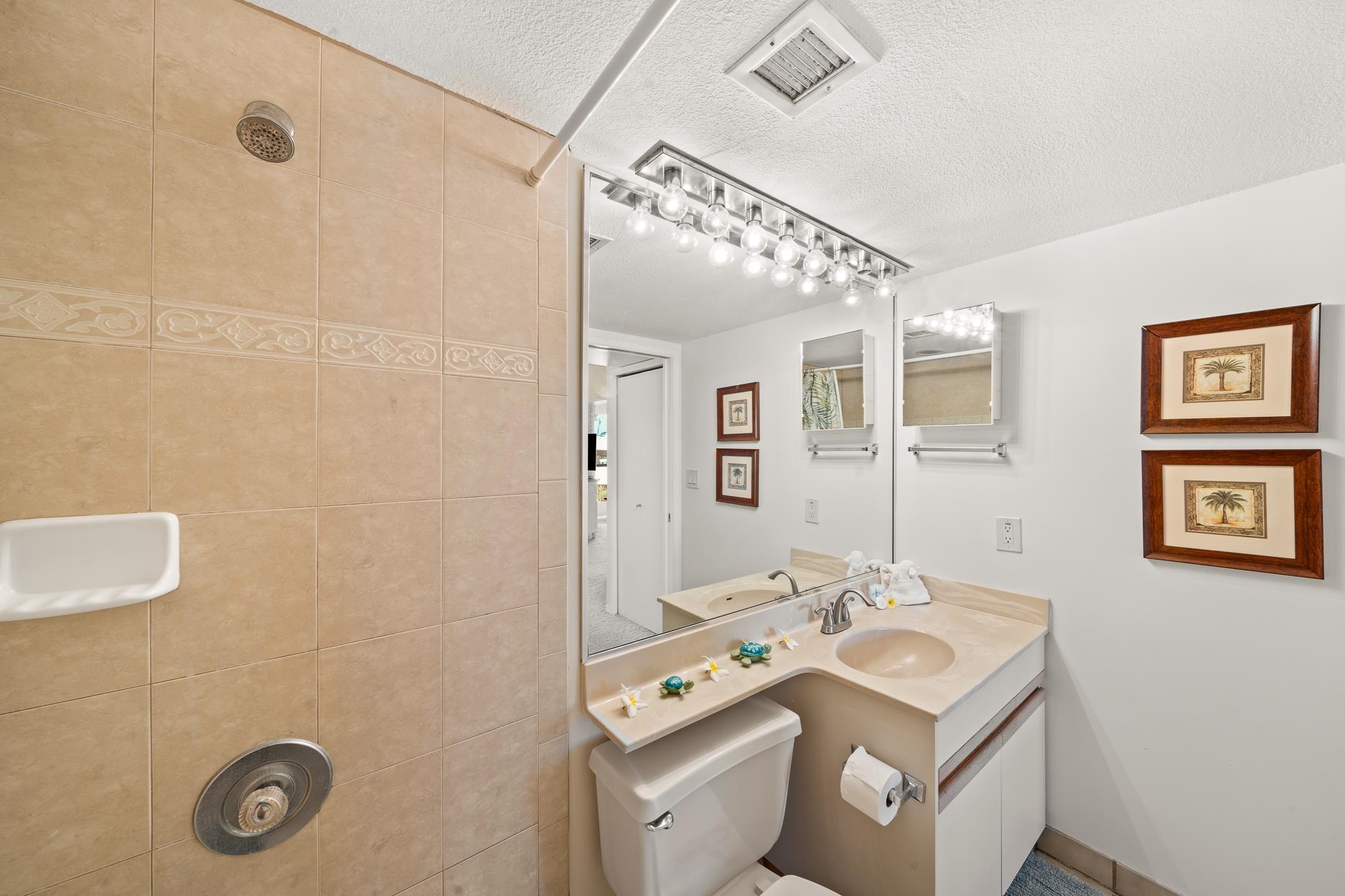 Kihei, Hawaii, 96753, United States, 1 Bedroom Bedrooms, ,2 BathroomsBathrooms,Residential,For Sale,1794865