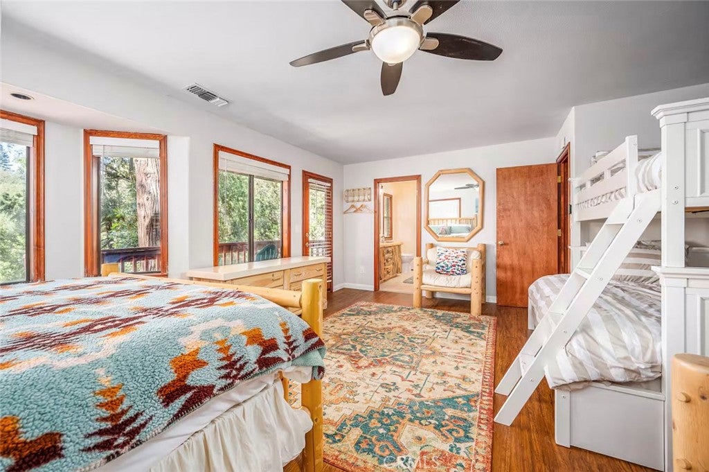 Crestline, California, 92325, United States, 3 Bedrooms Bedrooms, ,3 BathroomsBathrooms,Residential,For Sale,1939117