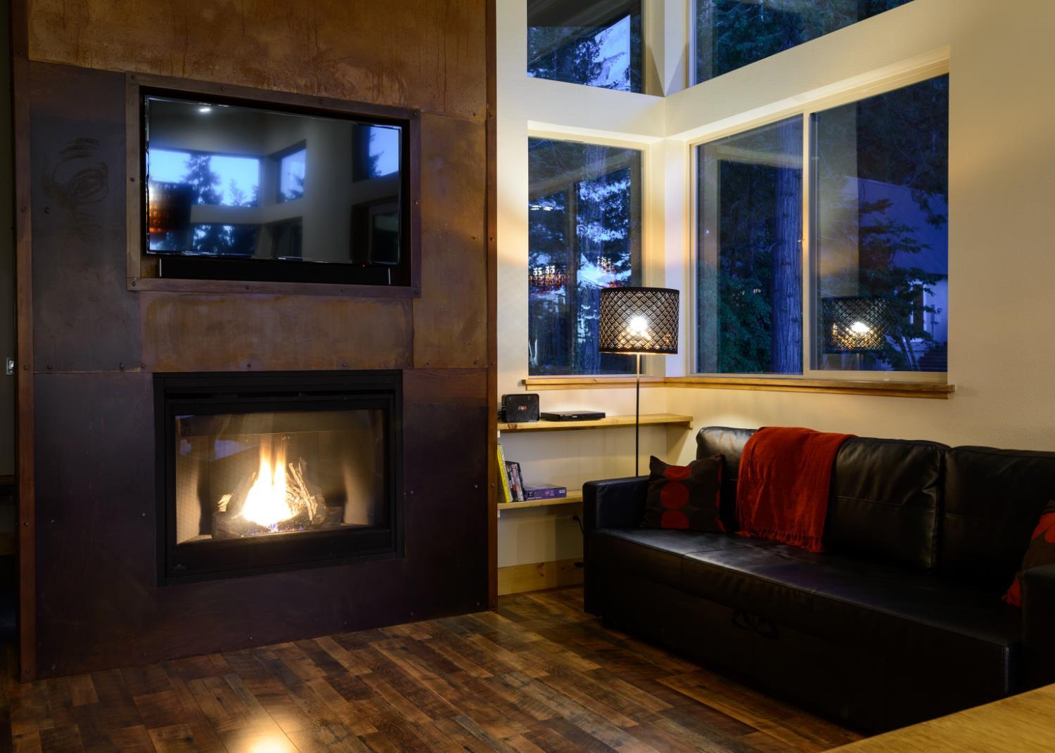 Yosemite West, California, 95389, United States, 2 Bedrooms Bedrooms, ,2 BathroomsBathrooms,Residential,For Sale,2005119