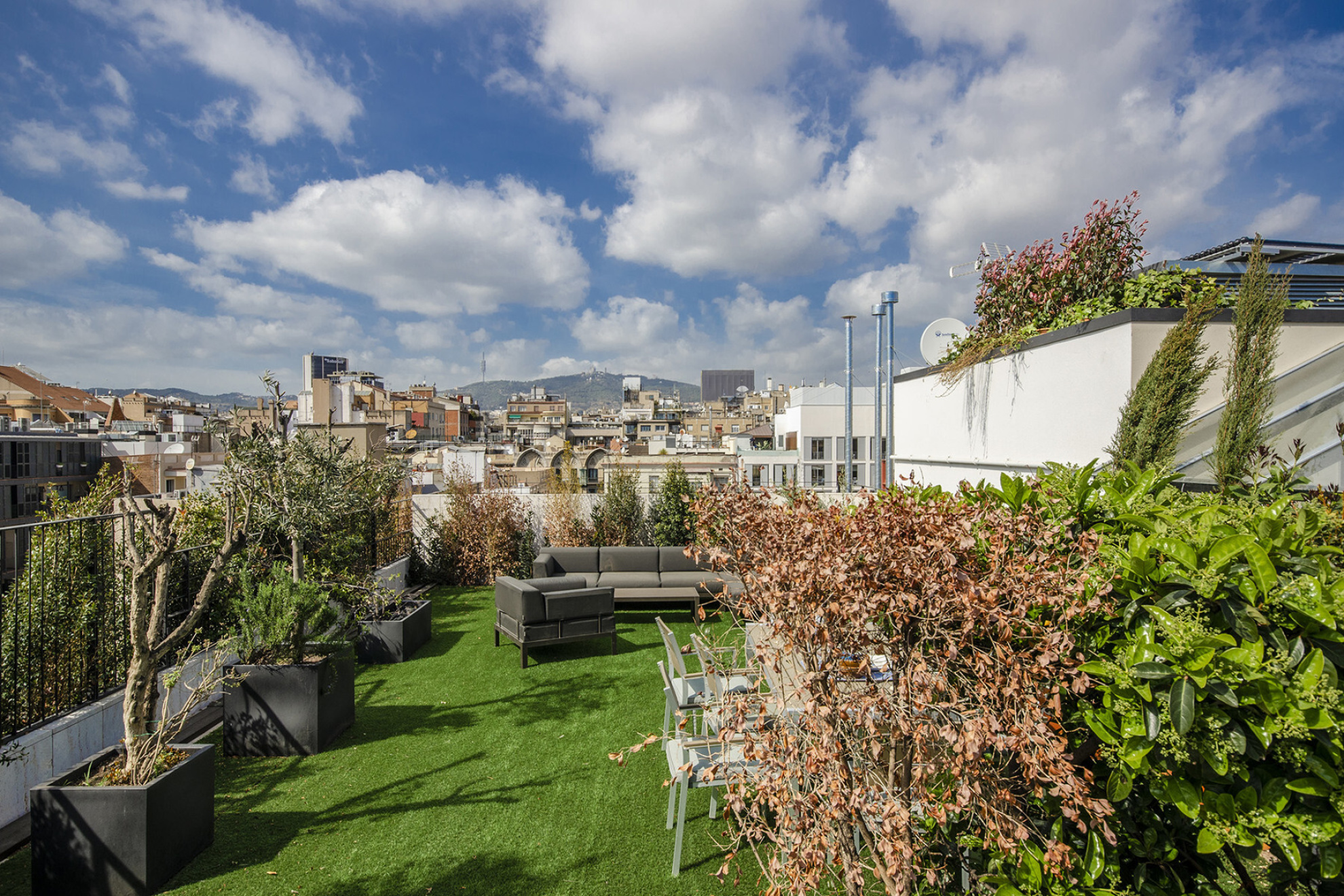  Exceptional penthouse with 180 m2 terrace next to Paseo de Gracia - 物件實景