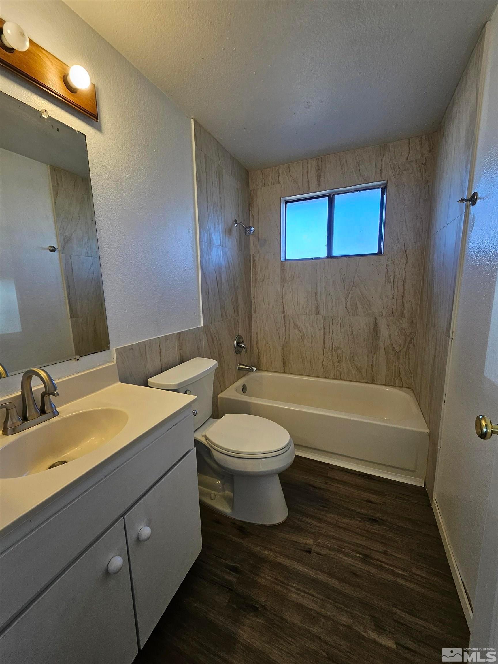 Gardnerville, Nevada, 89460, United States, 3 Bedrooms Bedrooms, ,3 BathroomsBathrooms,Residential,For Sale,1760398