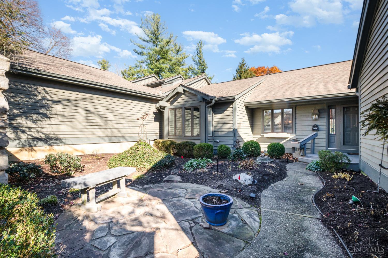 Blue Ash, Ohio, 45241, United States, 3 Bedrooms Bedrooms, ,3 BathroomsBathrooms,Residential,For Sale,2003391