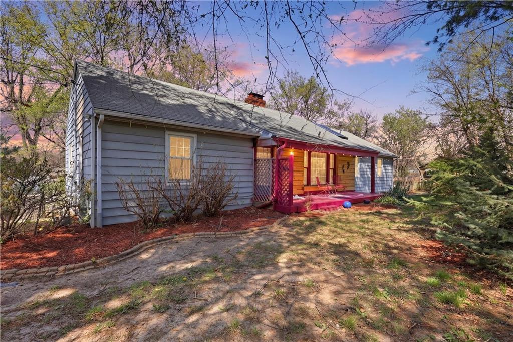 Johnson Dr, Shawnee, KS 66203