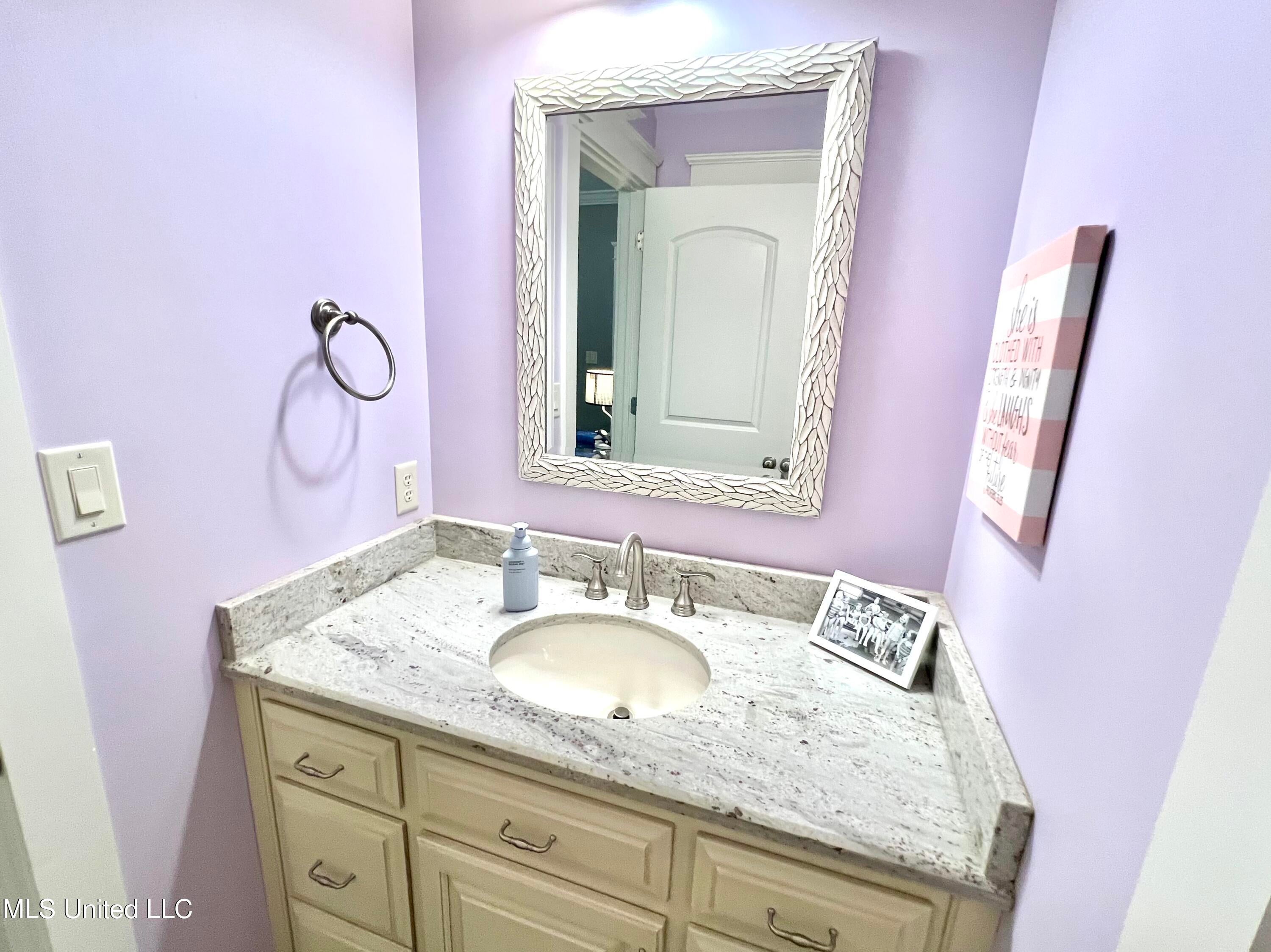 Lucedale, Mississippi, 39452, United States, 4 Bedrooms Bedrooms, ,3 BathroomsBathrooms,Residential,For Sale,1890543