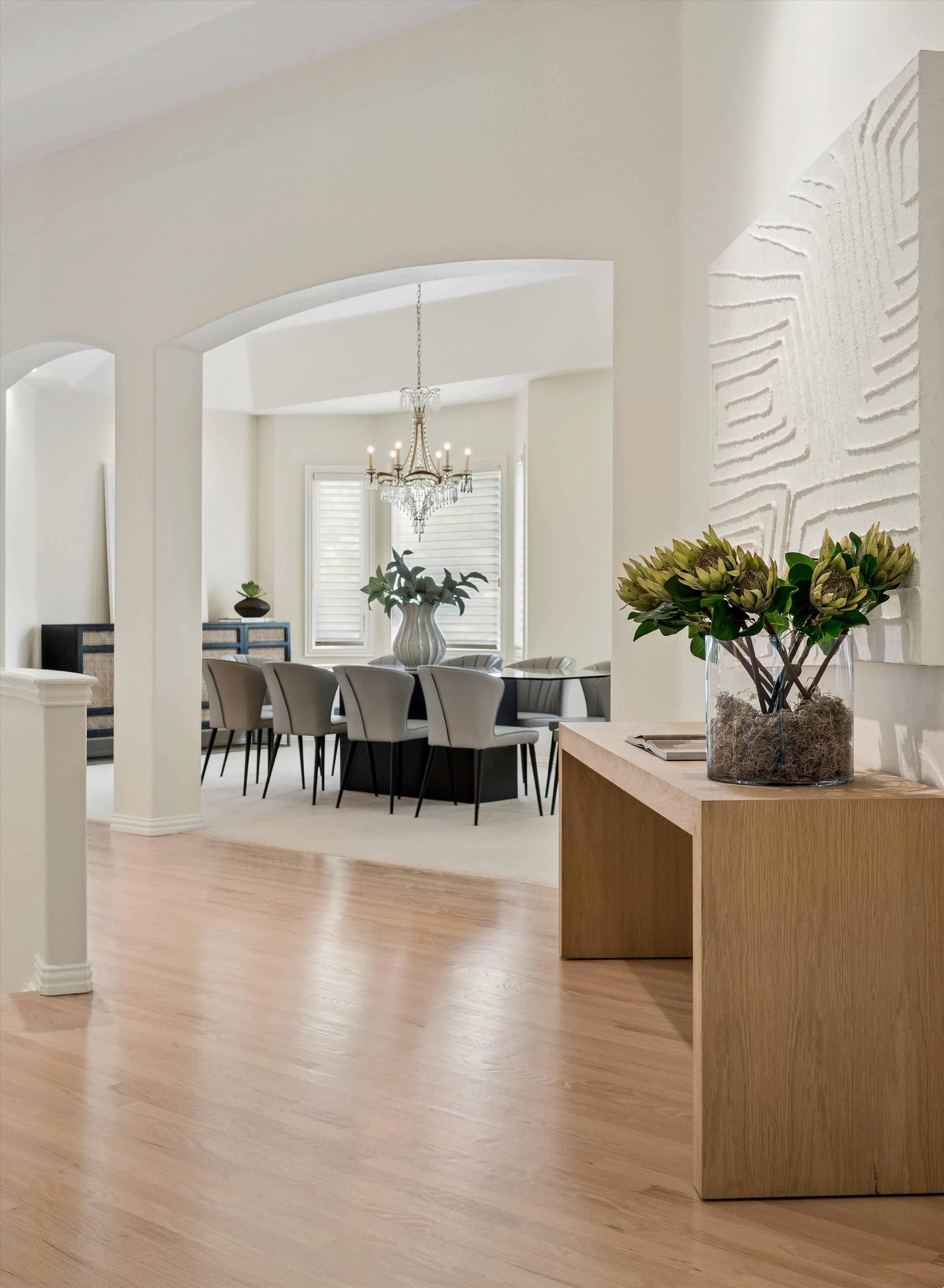  Luxury Features, Thoughtful Upgrades And Beautiful Outdoor Space - 物件實景