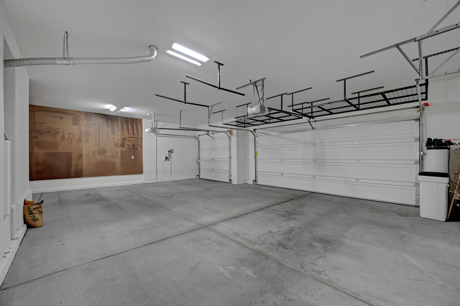  Spacious Valley Vista 5BR with Loft, 3-Car Garage & Premium Lot Size - 物件實景