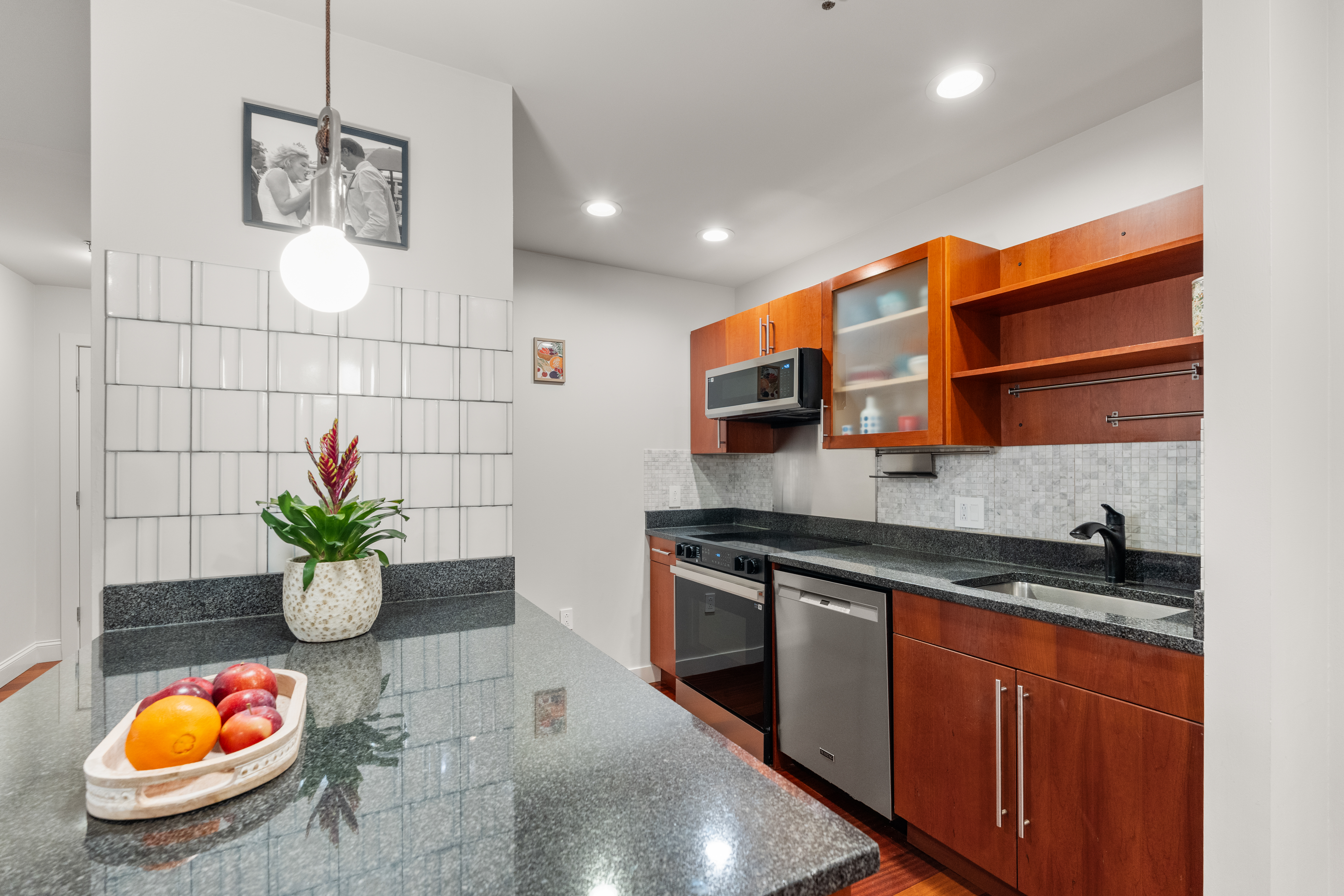  17 Otis Street, Cambridge, MA 02141 - 物件實景