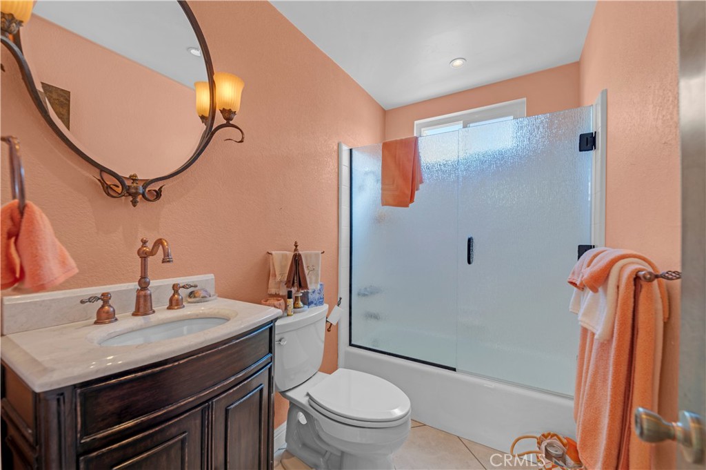 CANYON LAKE, California, 92587, United States, 4 Bedrooms Bedrooms, ,3 BathroomsBathrooms,Residential,For Sale,1805352