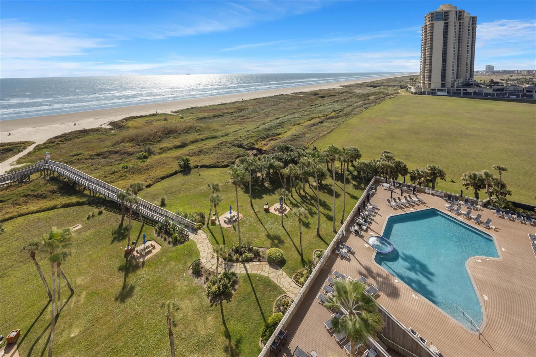 Galveston, Texas, 77550, United States, 2 Bedrooms Bedrooms, ,2 BathroomsBathrooms,Residential,For Sale,1827933