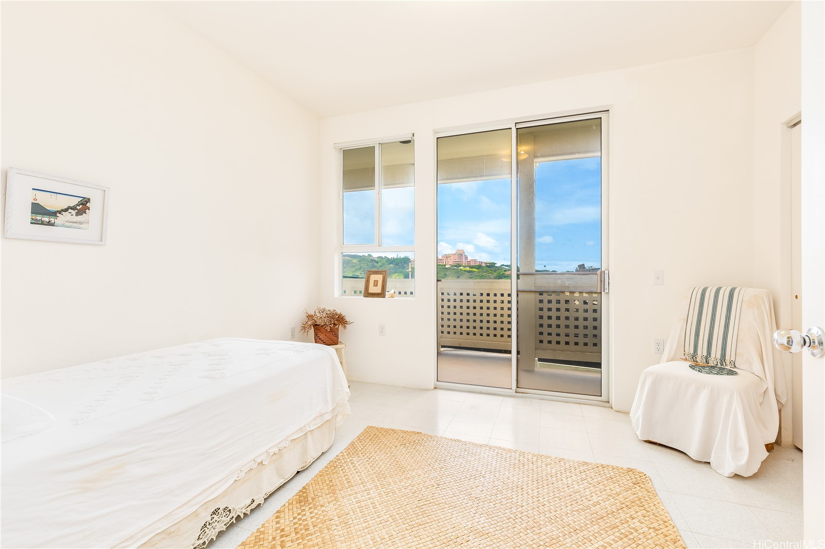 Honolulu, Hawaii, 96819, United States, 3 Bedrooms Bedrooms, ,2 BathroomsBathrooms,Residential,For Sale,1875177