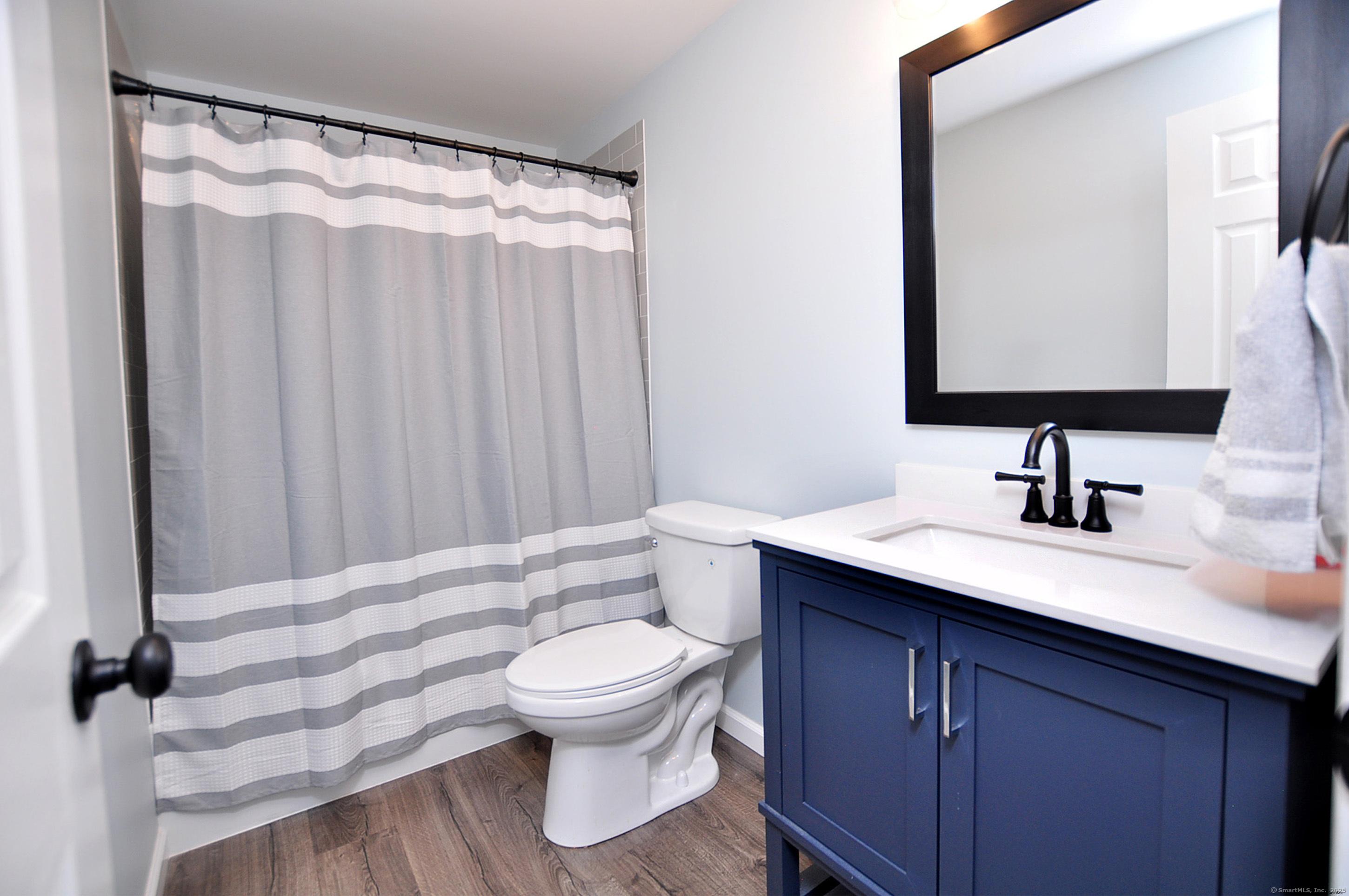 Southington, Connecticut, 06479, United States, 3 Bedrooms Bedrooms, ,4 BathroomsBathrooms,Residential,For Sale,1869273