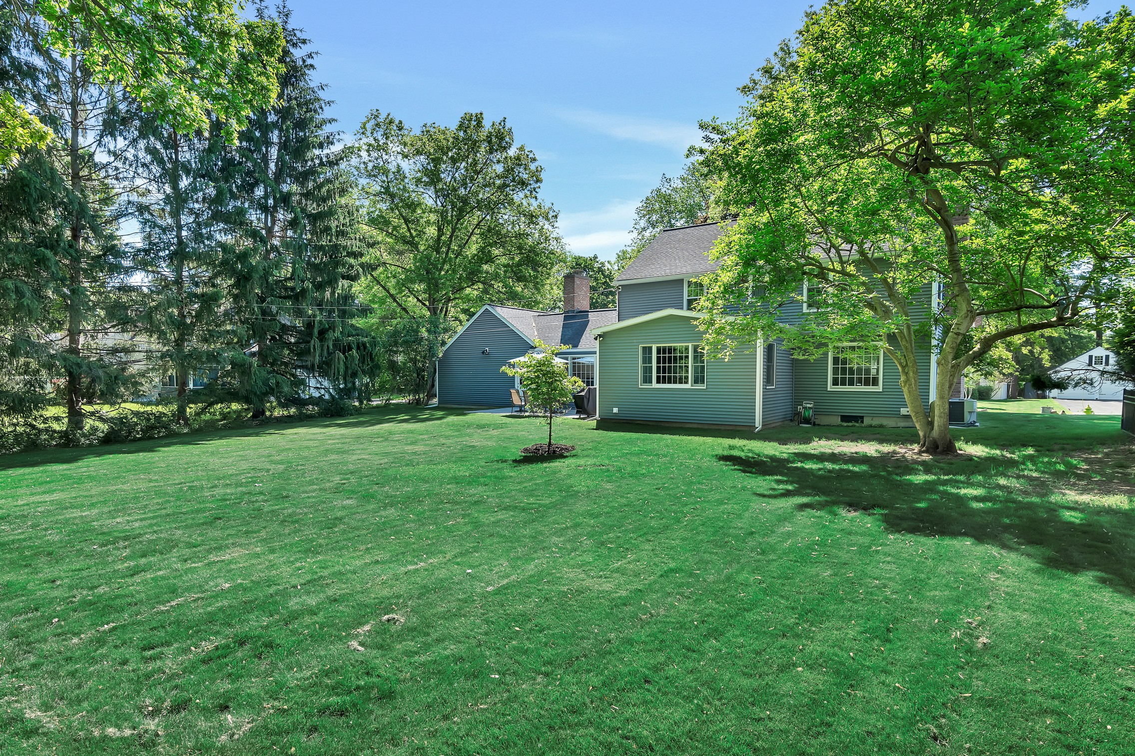  16 Longwood Drive, Bethlehem, NY, 12054 - 物件實景