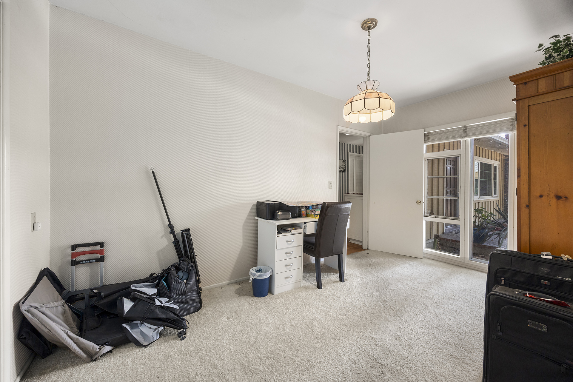 Pasadena, California, 91107, United States, 4 Bedrooms Bedrooms, ,1 BathroomBathrooms,Residential,For Sale,1975607