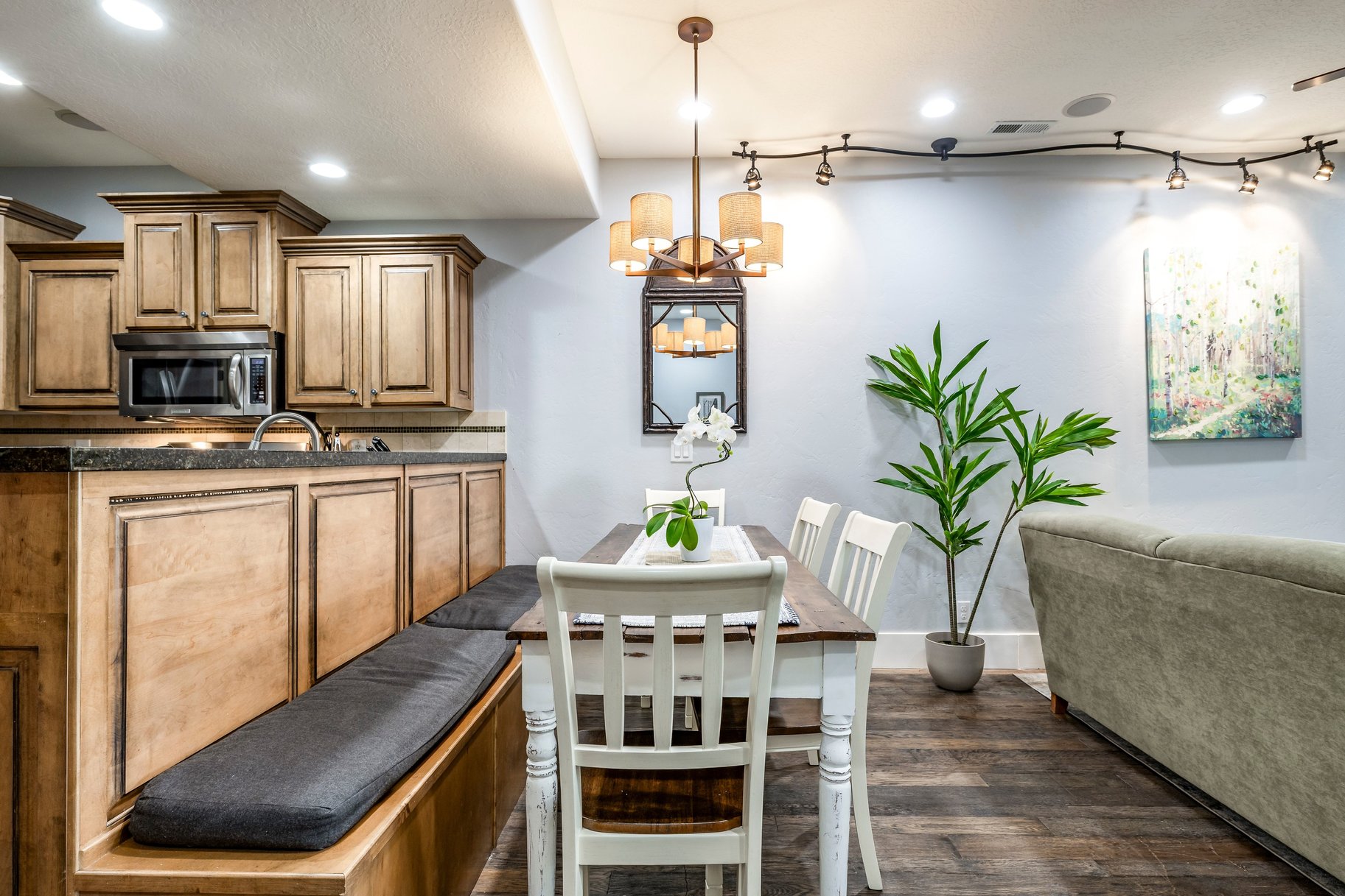  Park’s Edge 3 Bedroom Townhome Overlooking Quiet Open Space - 物件實景
