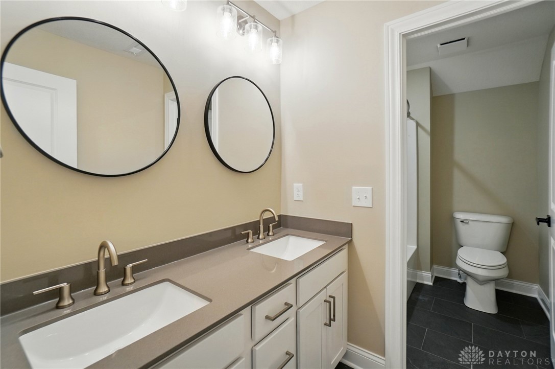 Springfield, Ohio, 45502, United States, 3 Bedrooms Bedrooms, ,3 BathroomsBathrooms,Residential,For Sale,1987754