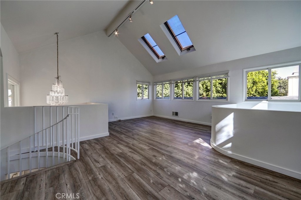 Studio City, California, 91604, United States, 4 Bedrooms Bedrooms, ,3 BathroomsBathrooms,Residential,For Sale,1991680