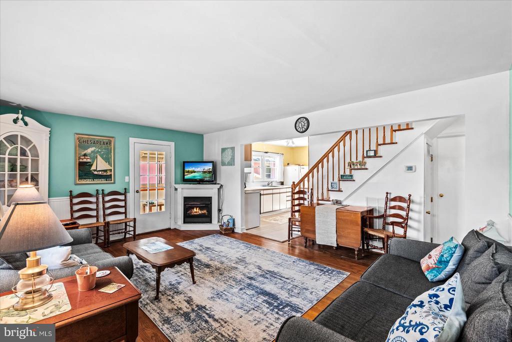 Colonial Beach, Virginia, 22443, United States, 4 Bedrooms Bedrooms, ,3 BathroomsBathrooms,Residential,For Sale,1905965