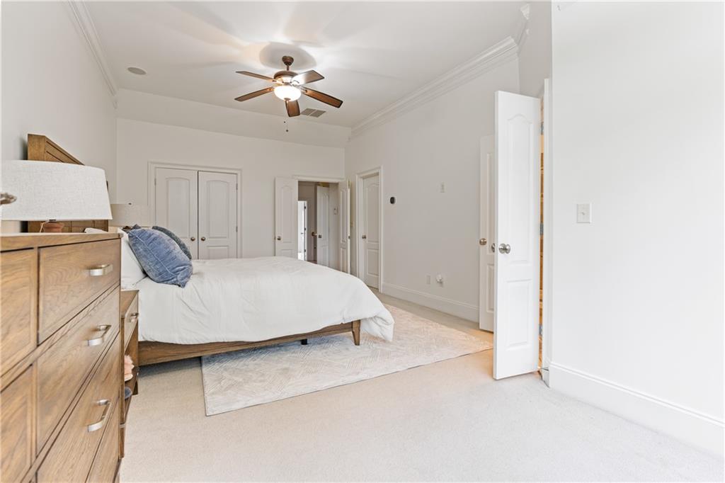 Sandy Springs, Georgia, 30328, United States, 2 Bedrooms Bedrooms, ,4 BathroomsBathrooms,Residential,For Sale,1923426