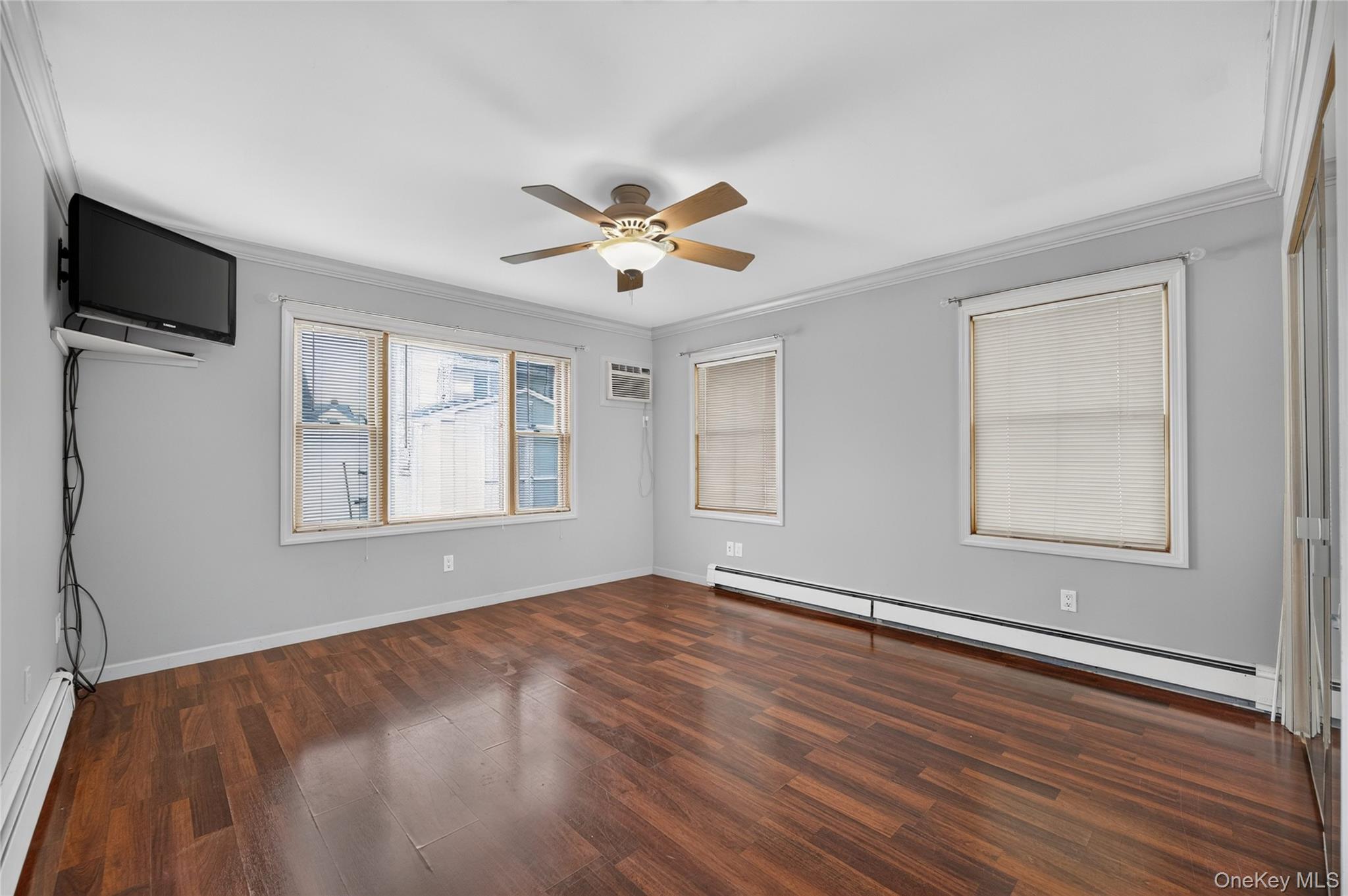  39 Boat Lane, Levittown, NY, 11756 - 物件實景