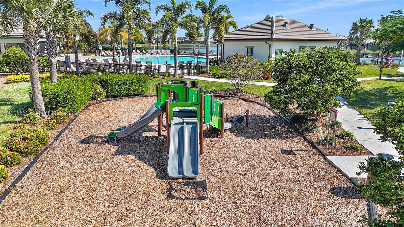 Lake Worth, Florida, 33467, United States, 4 Bedrooms Bedrooms, ,3 BathroomsBathrooms,Residential,For Sale,1990306