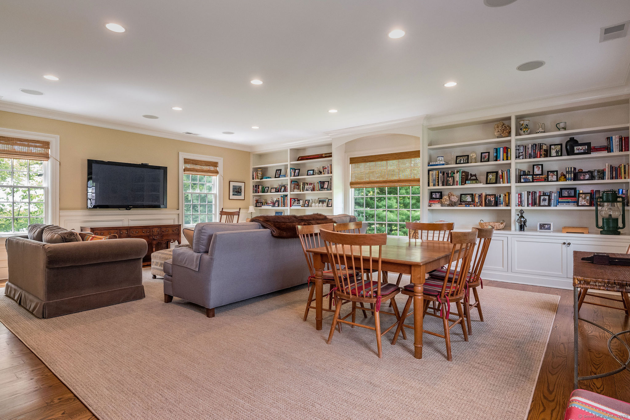 Madison, Connecticut, 06443, United States, 6 Bedrooms Bedrooms, ,5 BathroomsBathrooms,Residential,For Sale,1804612