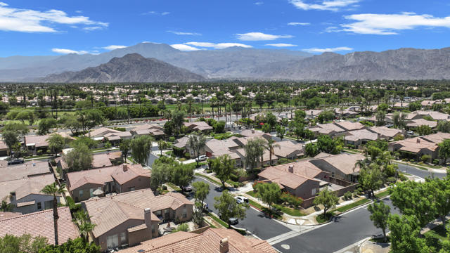 La Quinta, California, 92253, United States, 3 Bedrooms Bedrooms, ,3 BathroomsBathrooms,Residential,For Sale,1978916