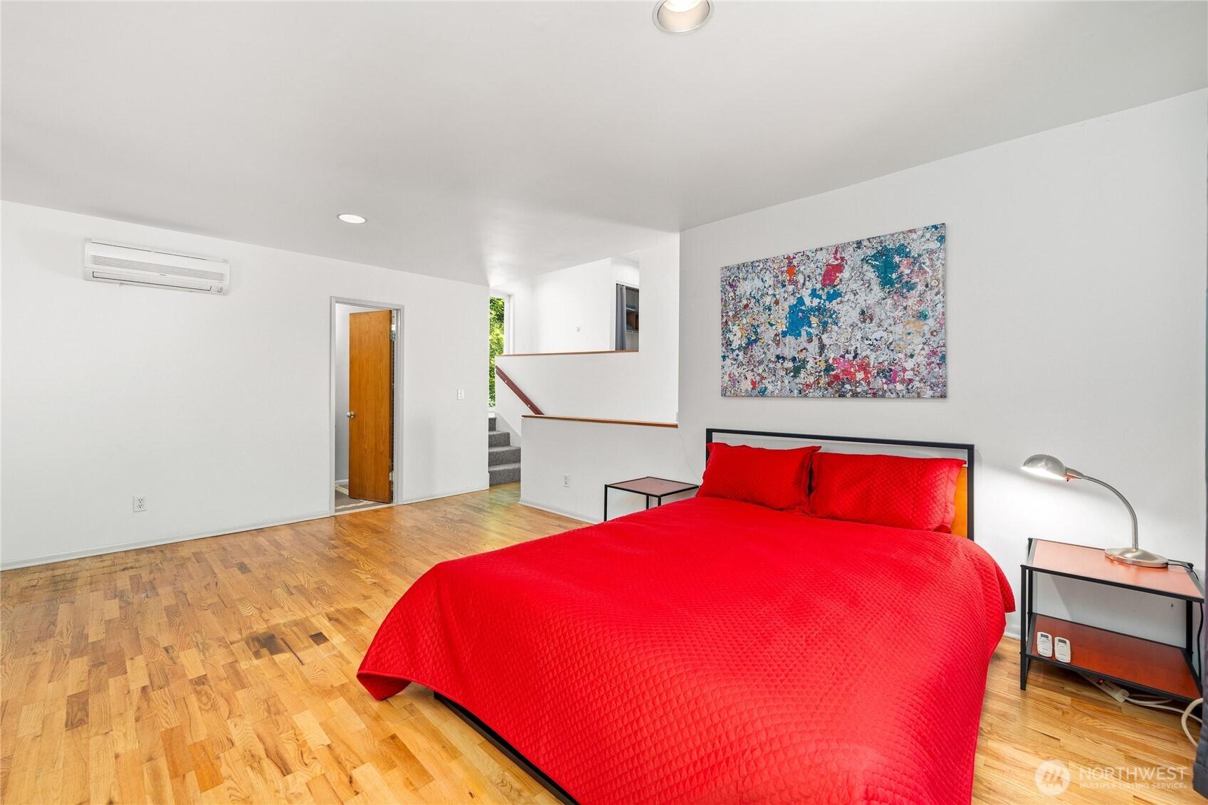 SEATTLE, Washington, 98146, United States, 2 Bedrooms Bedrooms, ,2 BathroomsBathrooms,Residential,For Sale,1873877