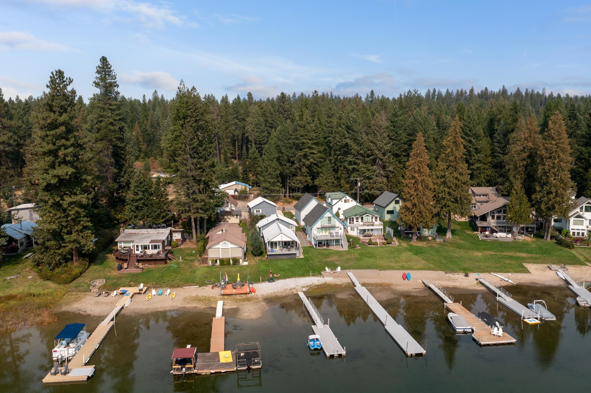 Newport, Washington, 99156, United States, 2 Bedrooms Bedrooms, ,2 BathroomsBathrooms,Residential,For Sale,1937533