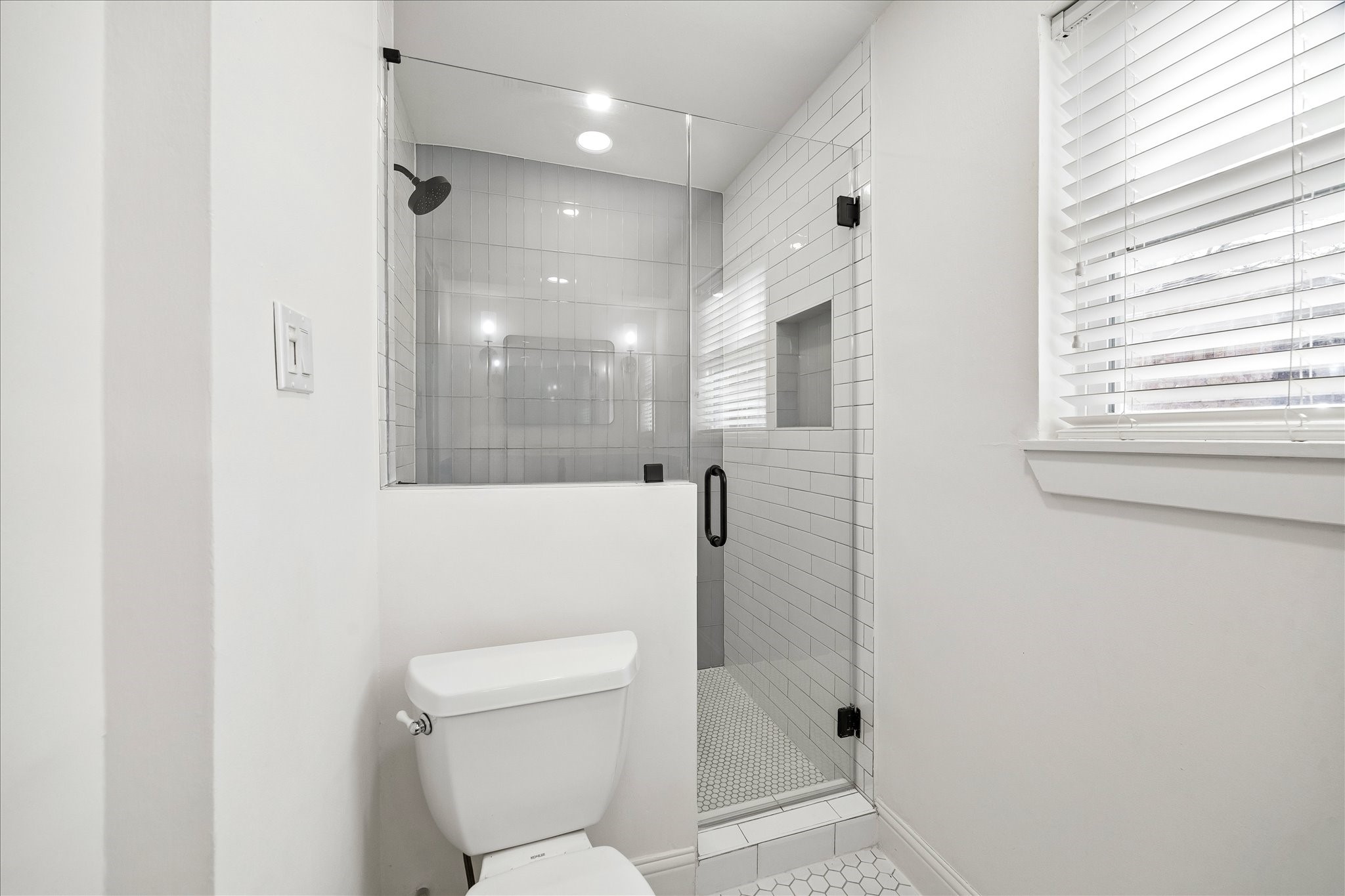  5706 Capello Drive - 物件實景