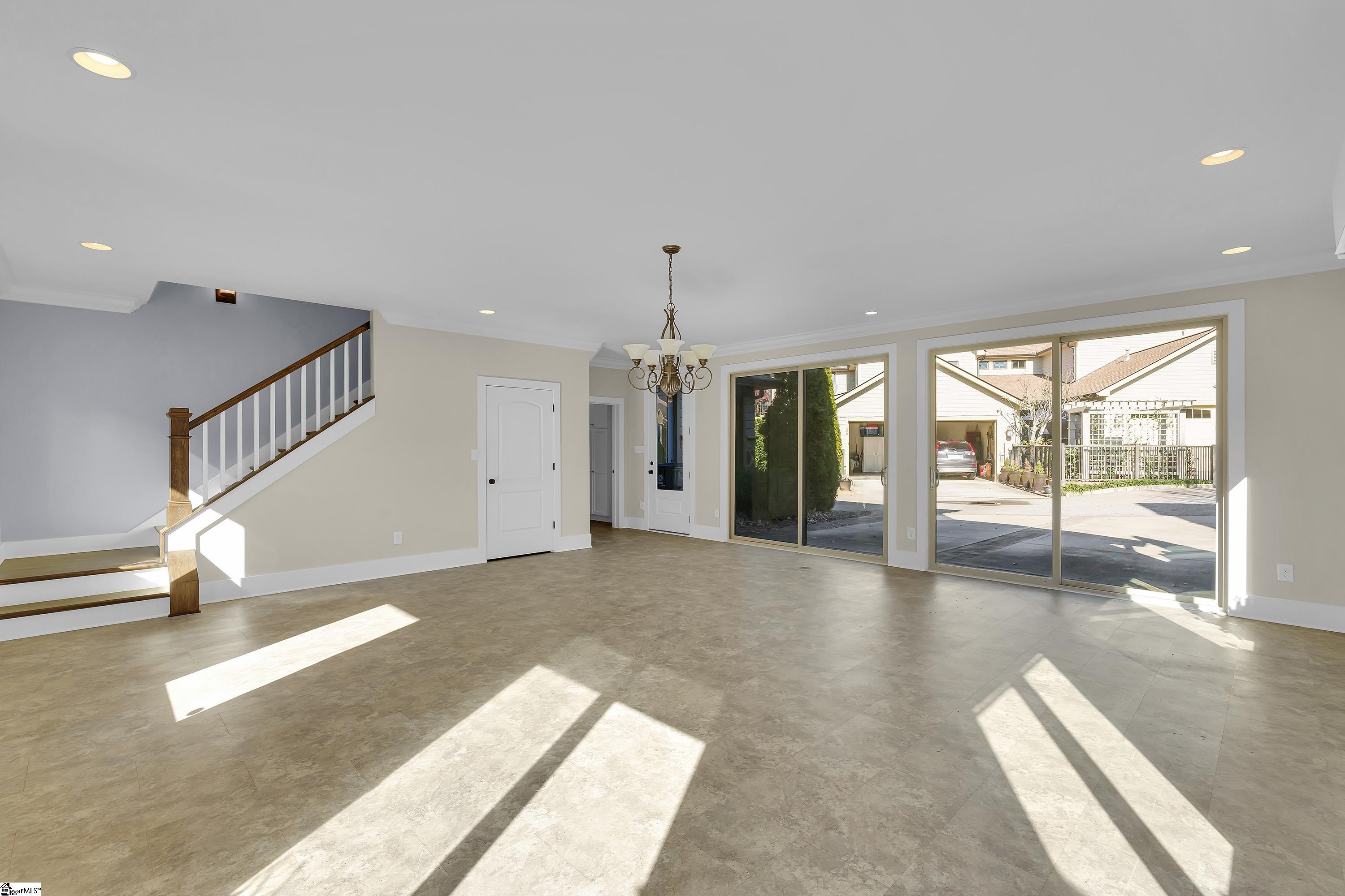 Piedmont, South Carolina, 29673, United States, 4 Bedrooms Bedrooms, ,4 BathroomsBathrooms,Residential,For Sale,2002140