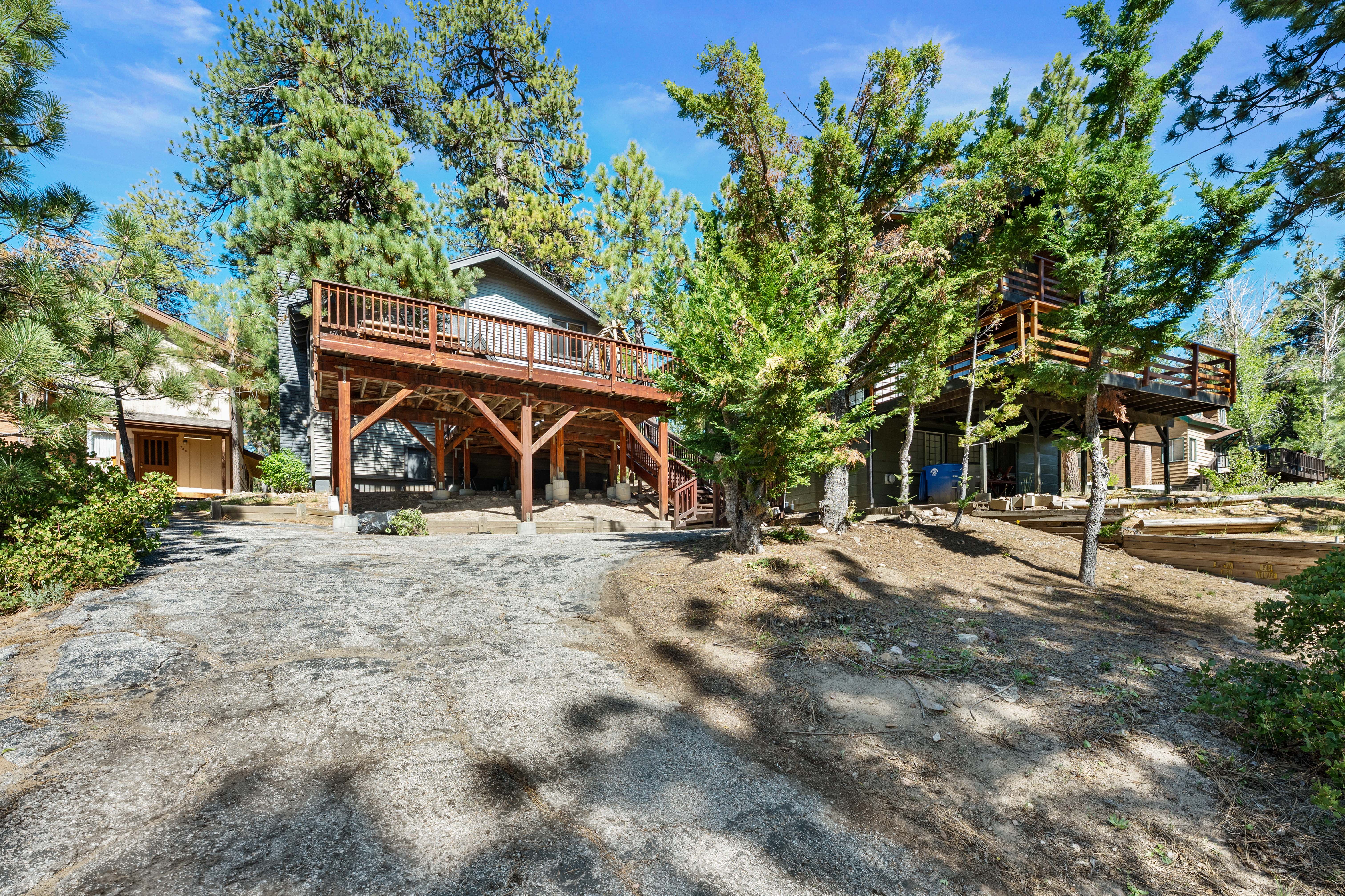  769 Lowe Drive, Big Bear Lake, CA 92315 - 物件實景