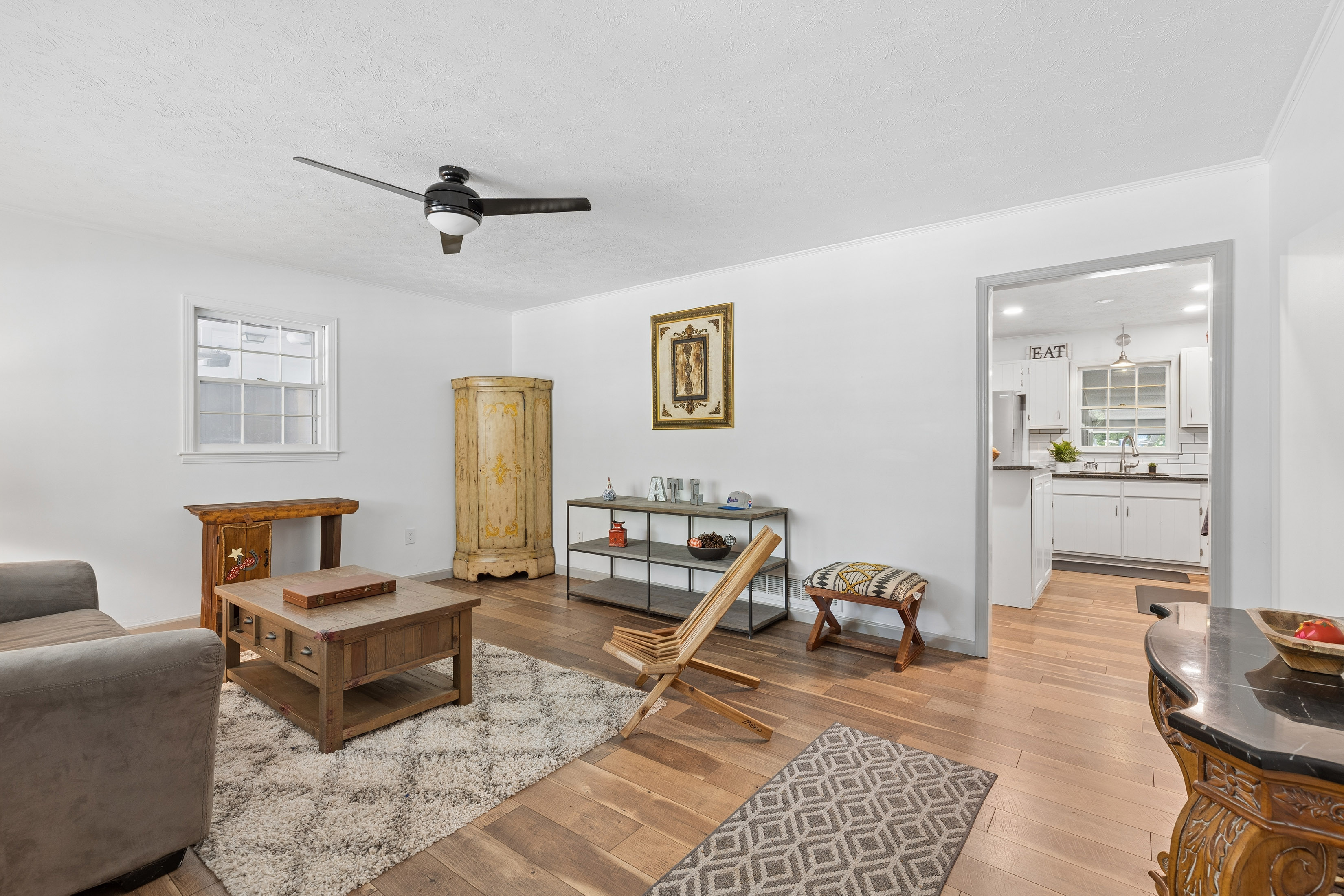  Spacious Ranch with Backyard Retreat in Powder Springs - 物件實景