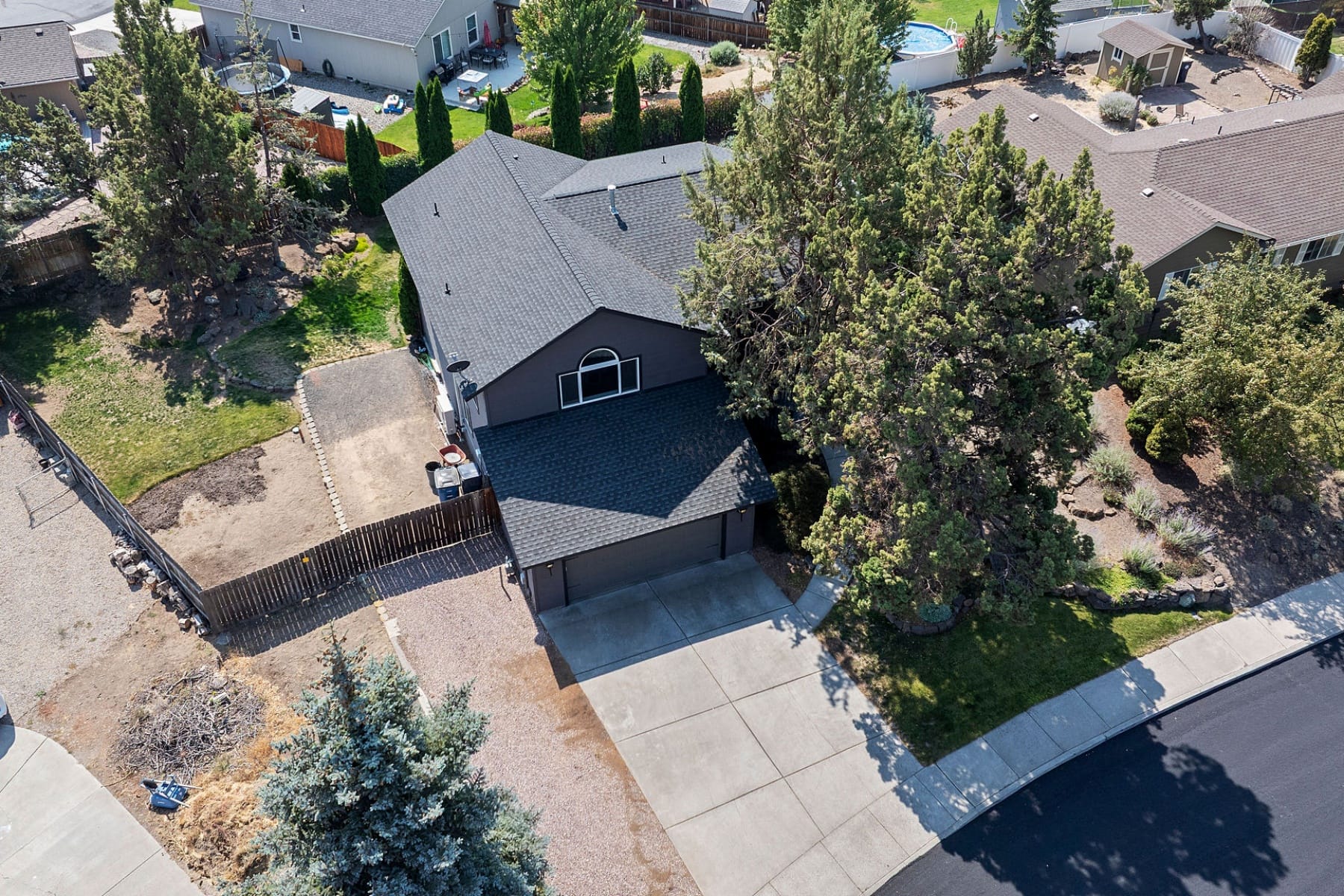  2350 SW Indian Avenue Redmond, OR 97756 - 物件實景