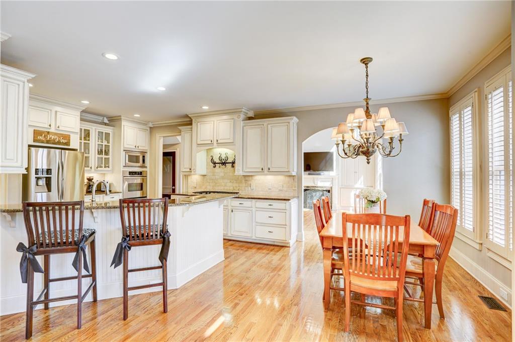 Suwanee, Georgia, 30024, United States, 5 Bedrooms Bedrooms, ,5 BathroomsBathrooms,Residential,For Sale,2025852