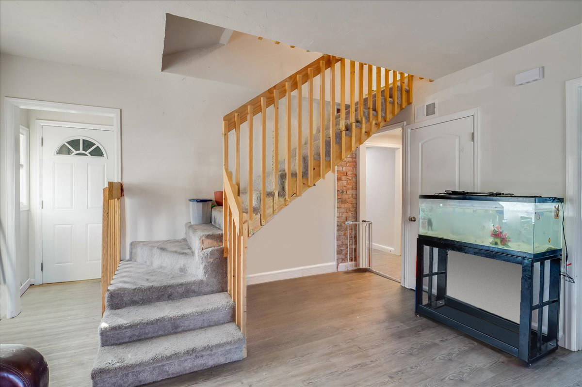 Cheyenne, Wyoming, 82001, United States, 4 Bedrooms Bedrooms, ,4 BathroomsBathrooms,Residential,For Sale,1978140