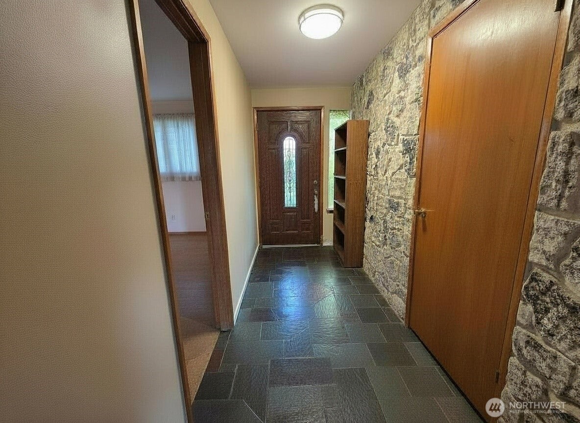 Seattle, Washington, 98106, United States, 4 Bedrooms Bedrooms, ,2 BathroomsBathrooms,Residential,For Sale,2048225