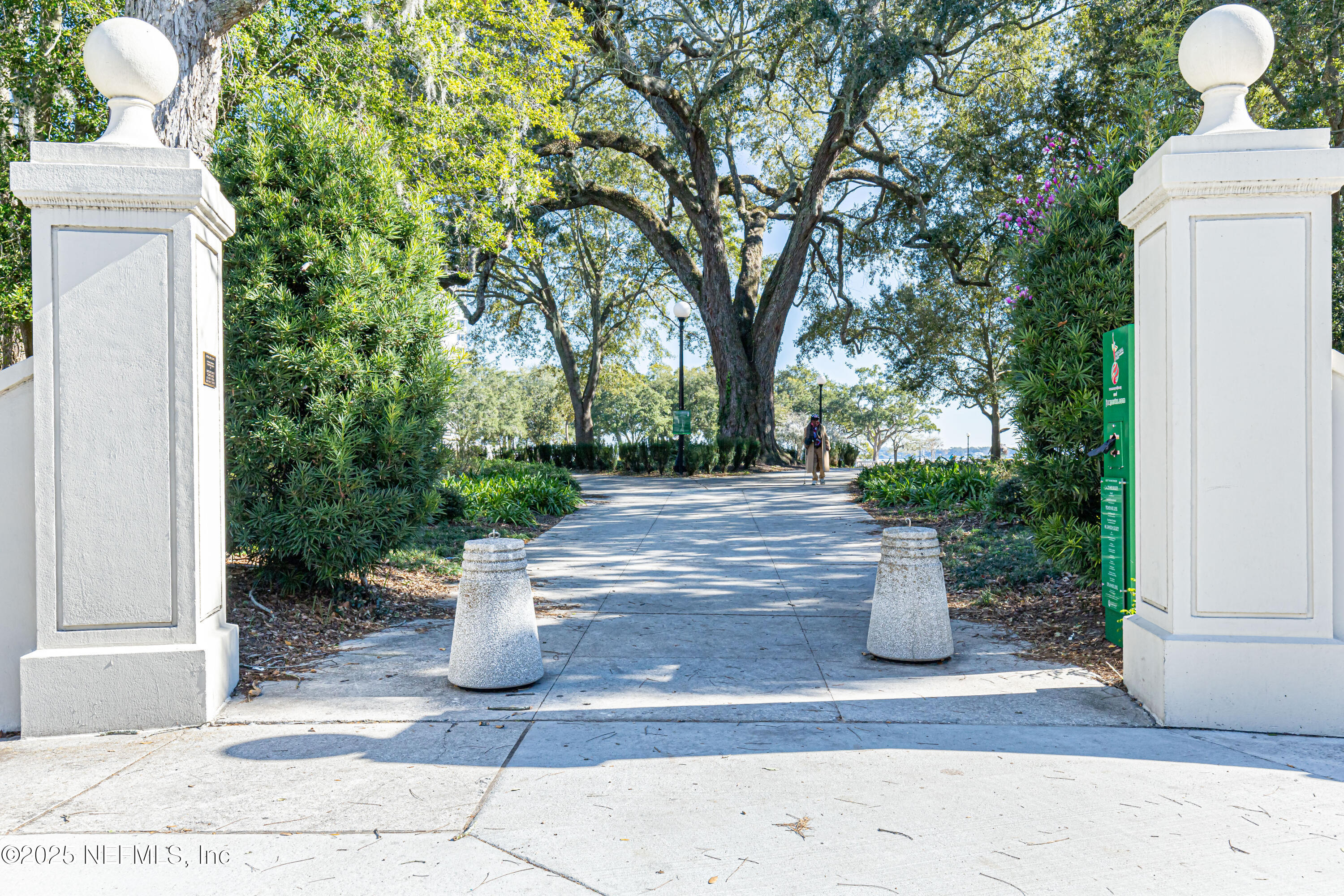 Jacksonville, Florida, 32204, United States, 4 Bedrooms Bedrooms, ,3 BathroomsBathrooms,Residential,For Sale,1989345