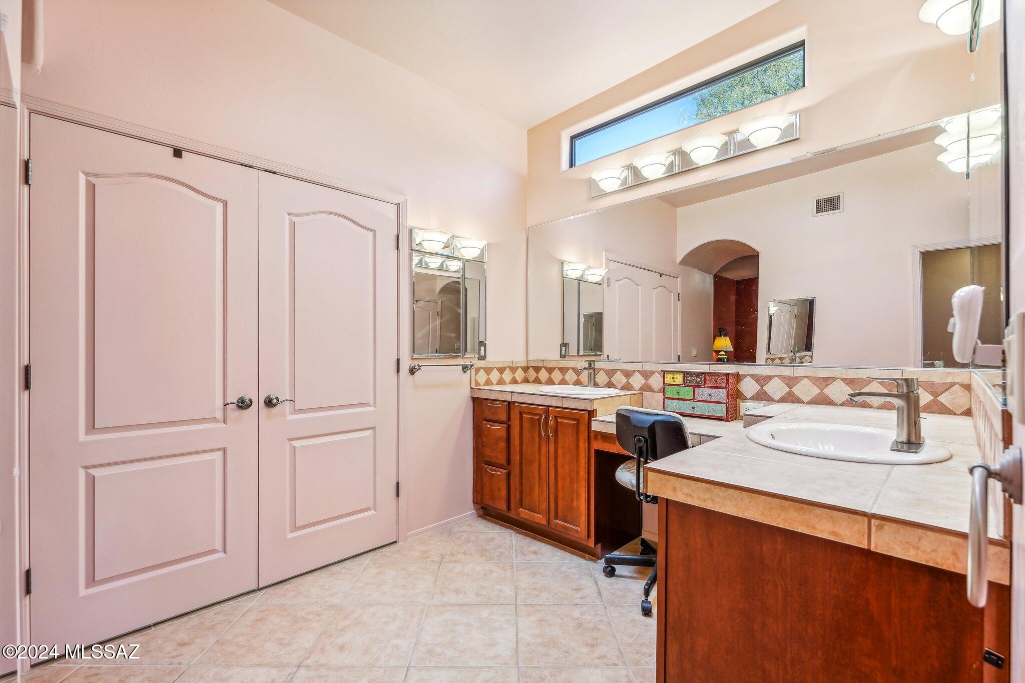 17819 S Camino De Loreto, Sahuarita, Arizona, 85629, United States, 4 Bedrooms Bedrooms, ,3 BathroomsBathrooms,Residential,For Sale,17819 S Camino De Loreto,1656831