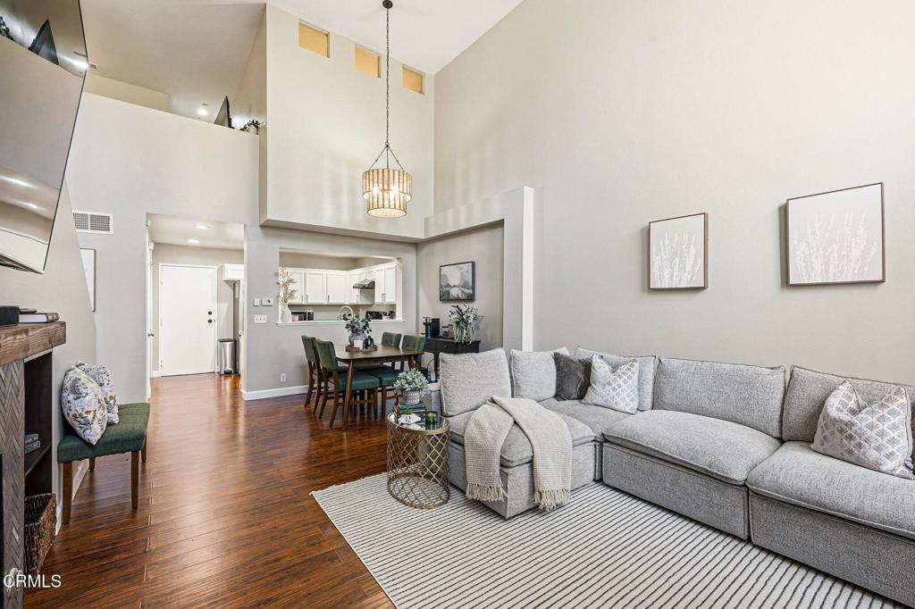 Oxnard, California, 93030, United States, 2 Bedrooms Bedrooms, ,3 BathroomsBathrooms,Residential,For Sale,1974361