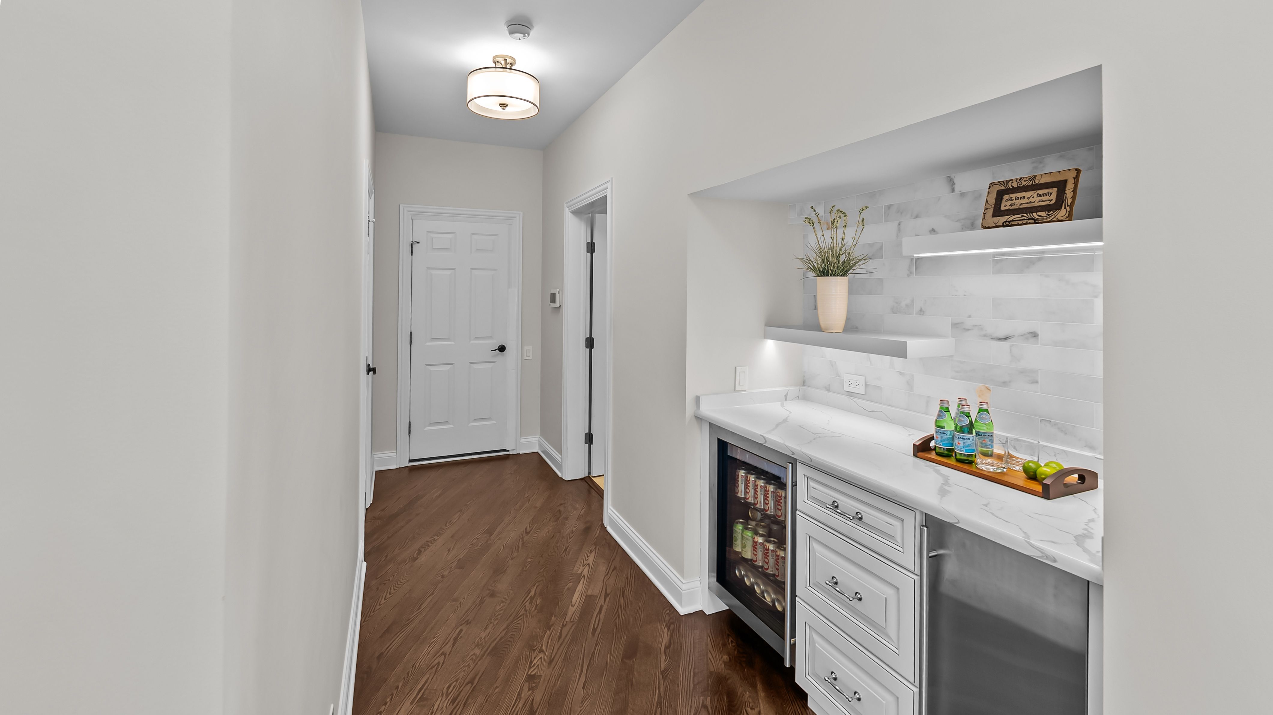  Experience Luxury Living at its Finest in Barrington - 物件實景